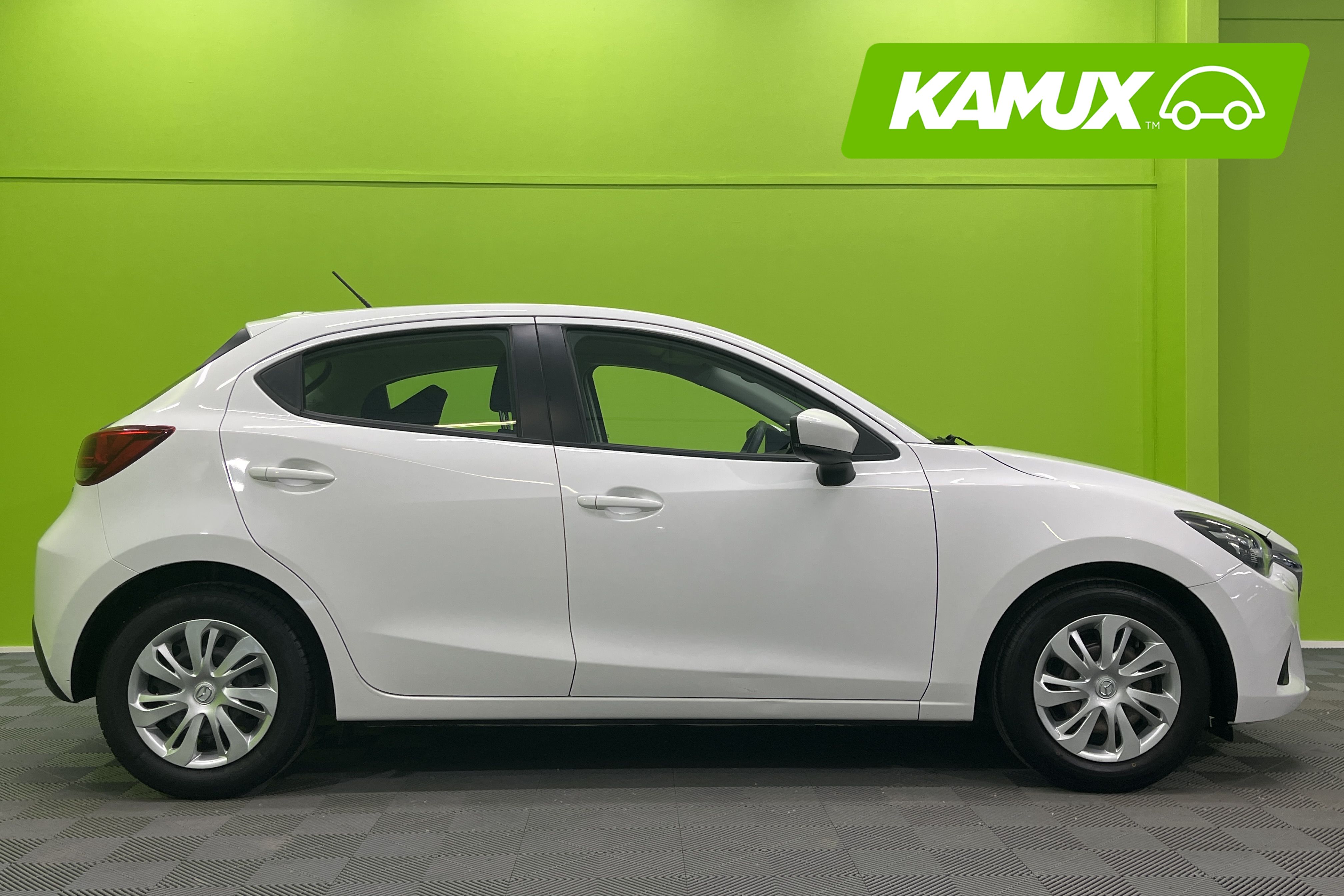 Mazda 2 2019