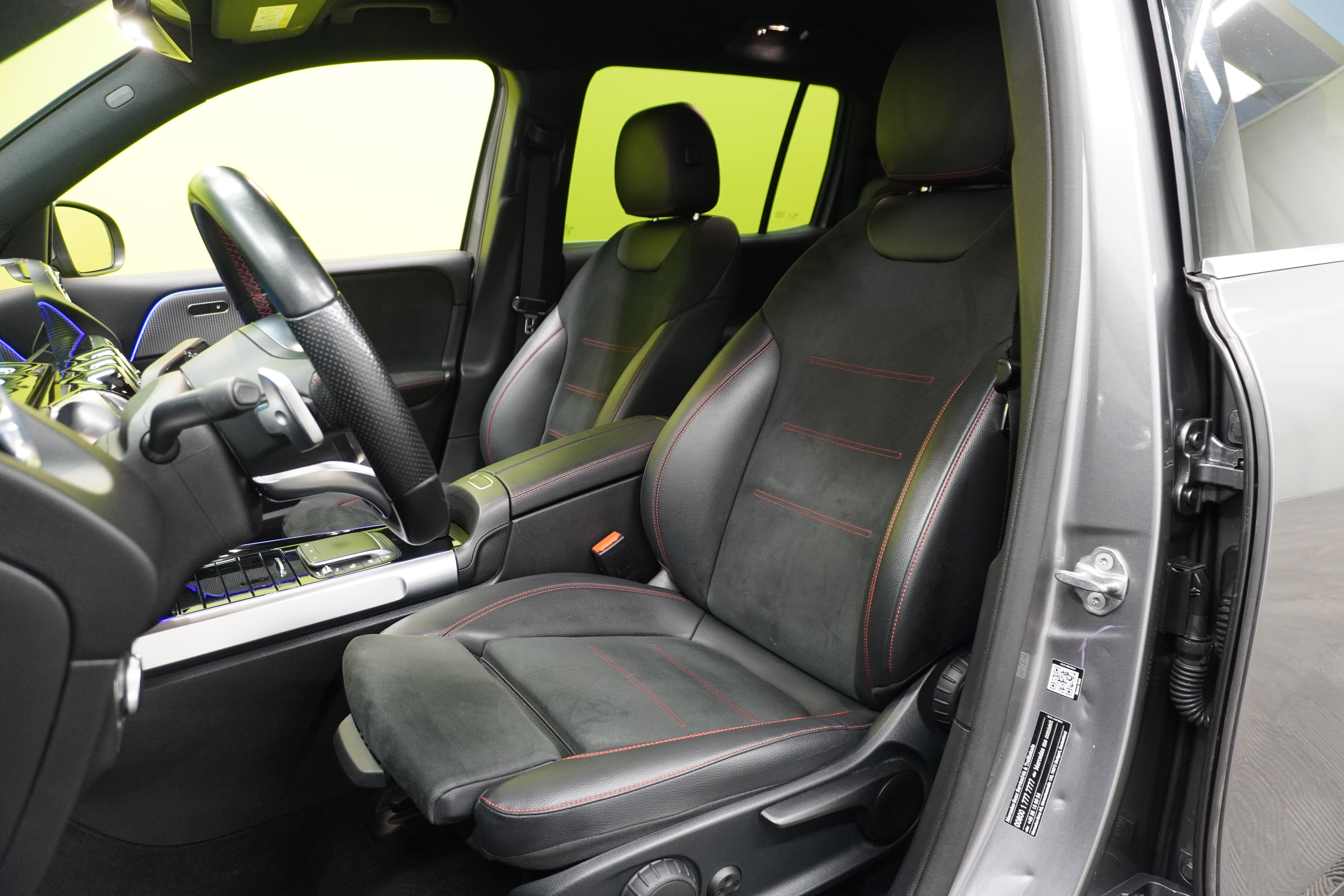 Mercedes-Benz EQB 2023