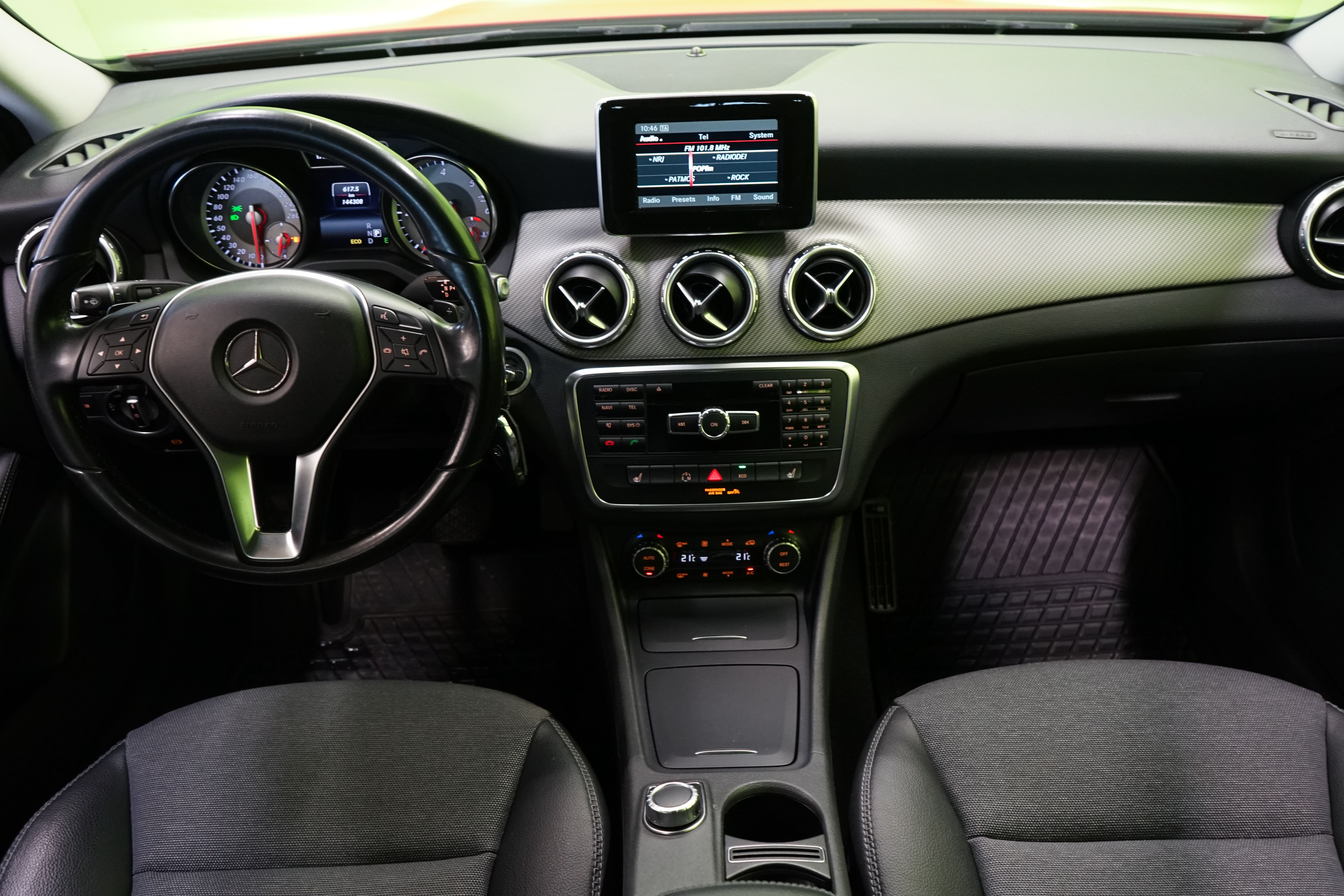 Mercedes-Benz GLA 2015