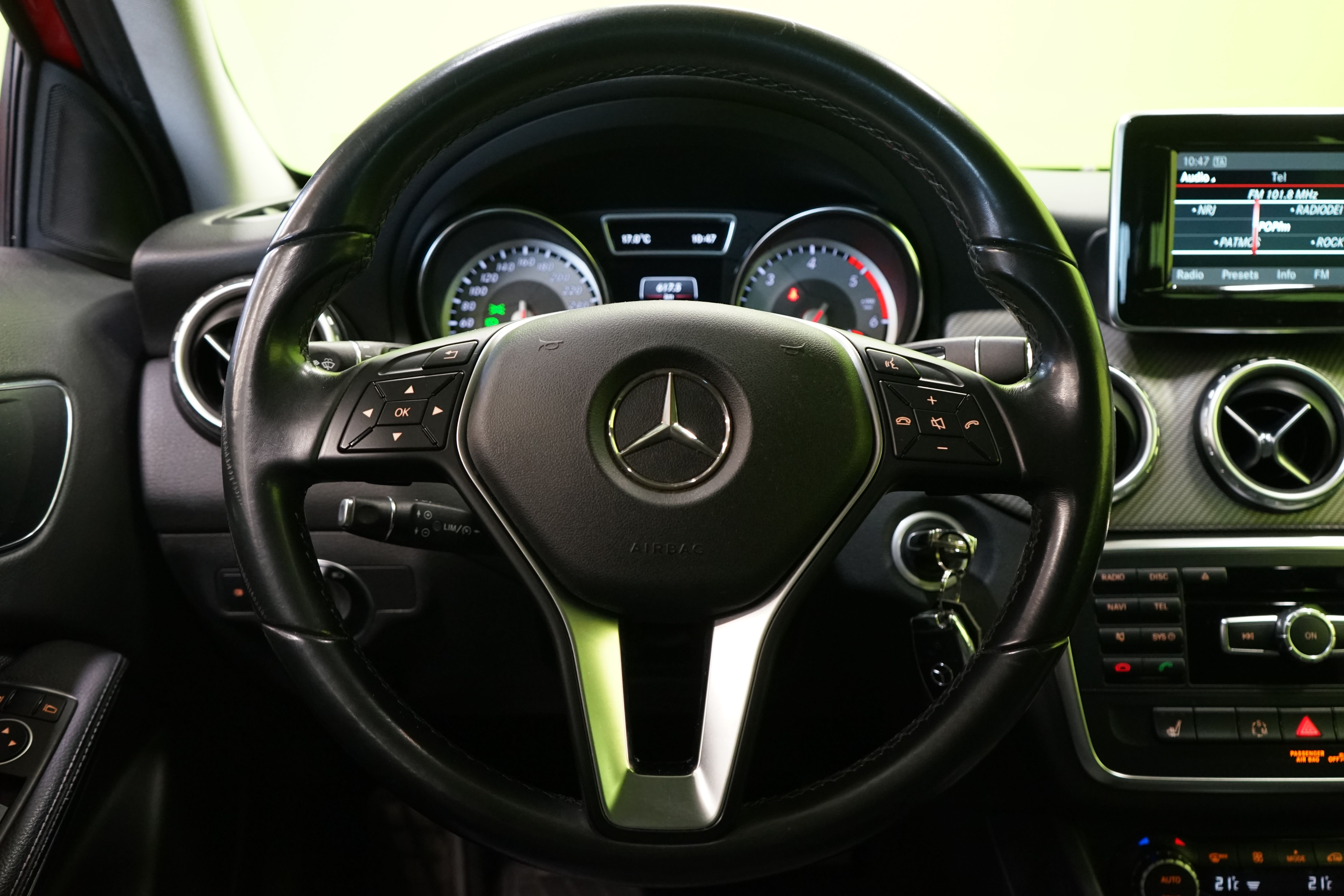 Mercedes-Benz GLA 2015