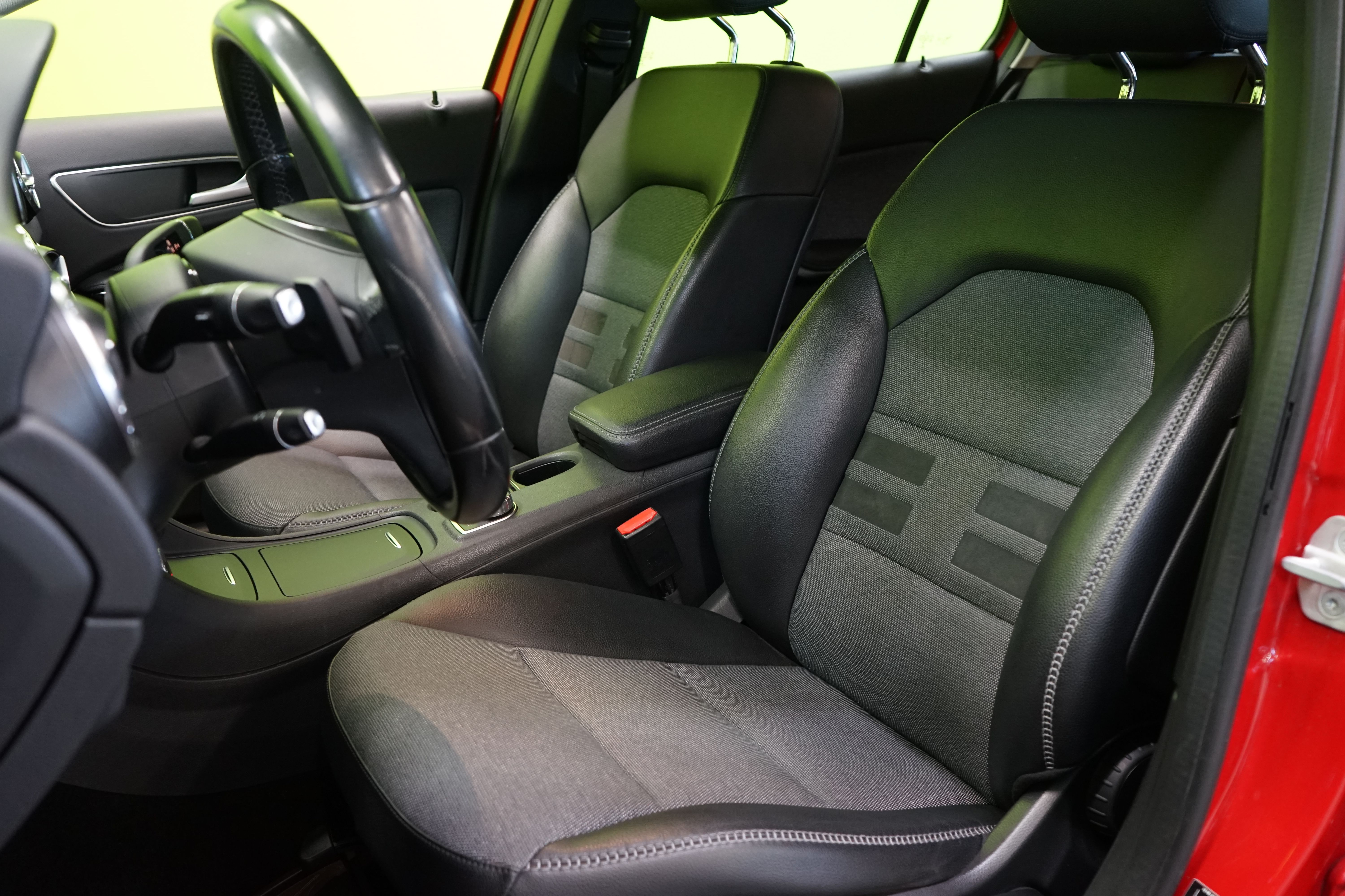 Mercedes-Benz GLA 2015