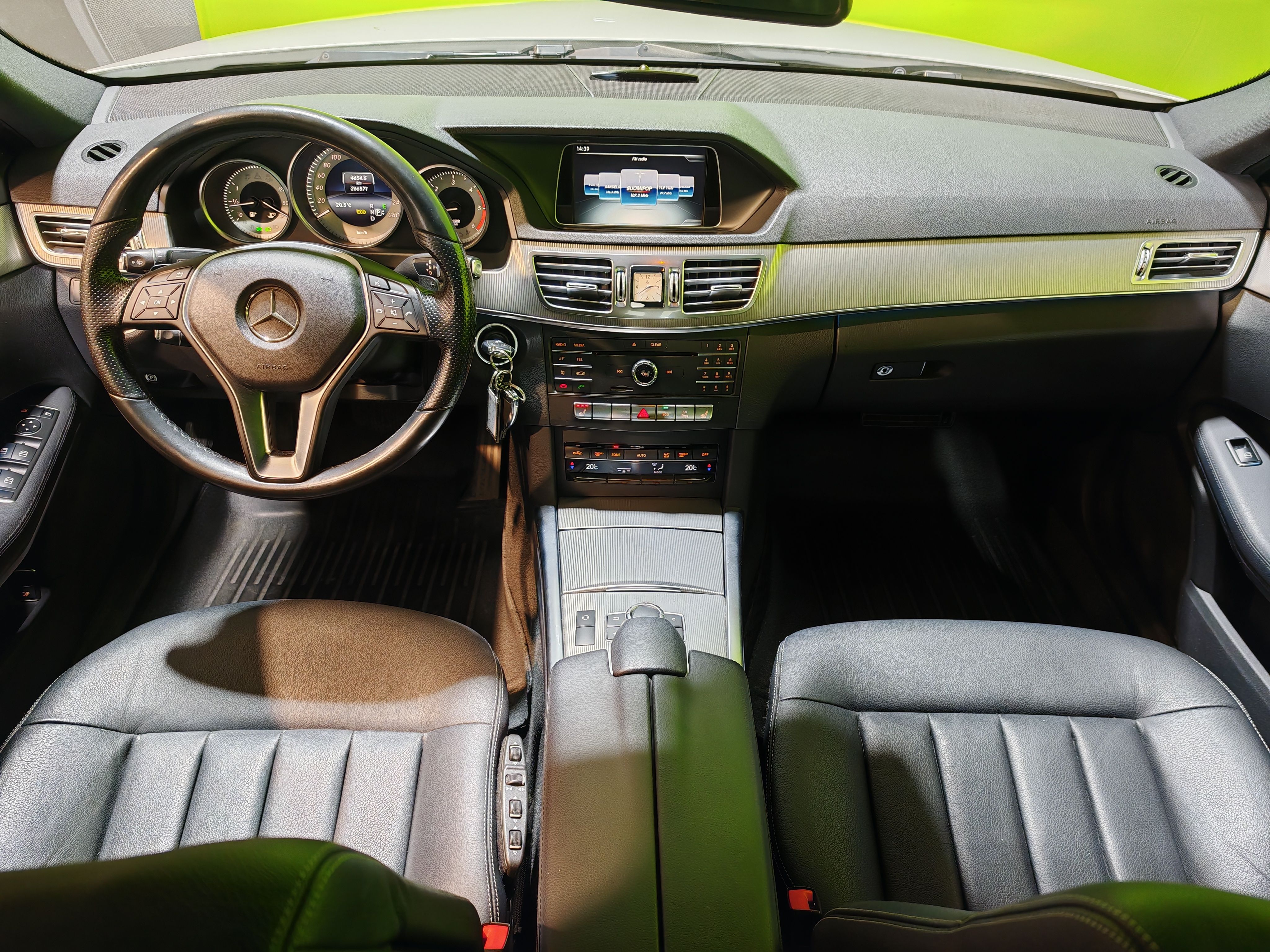 Mercedes-Benz E 2016