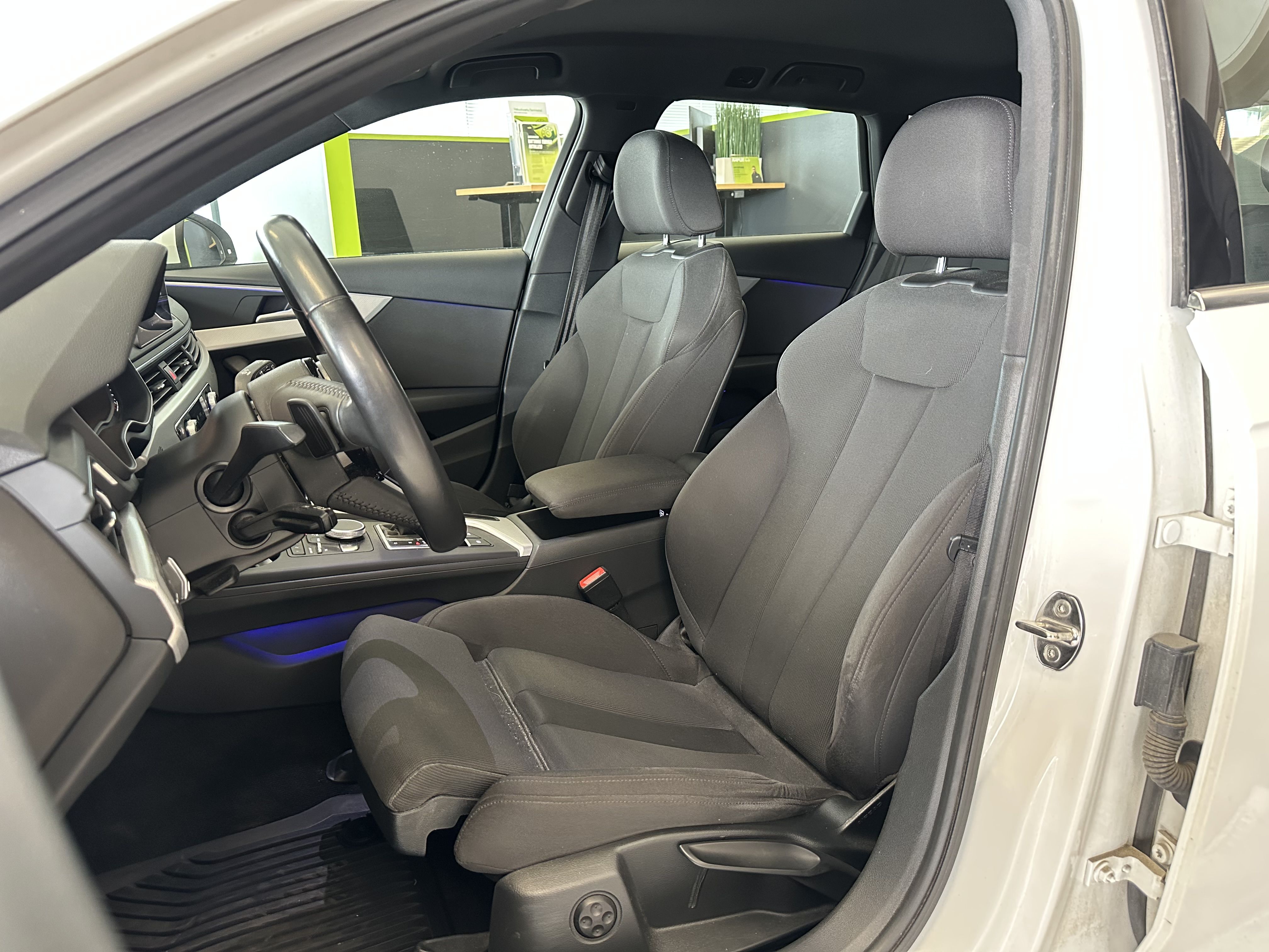 Audi A4 2017
