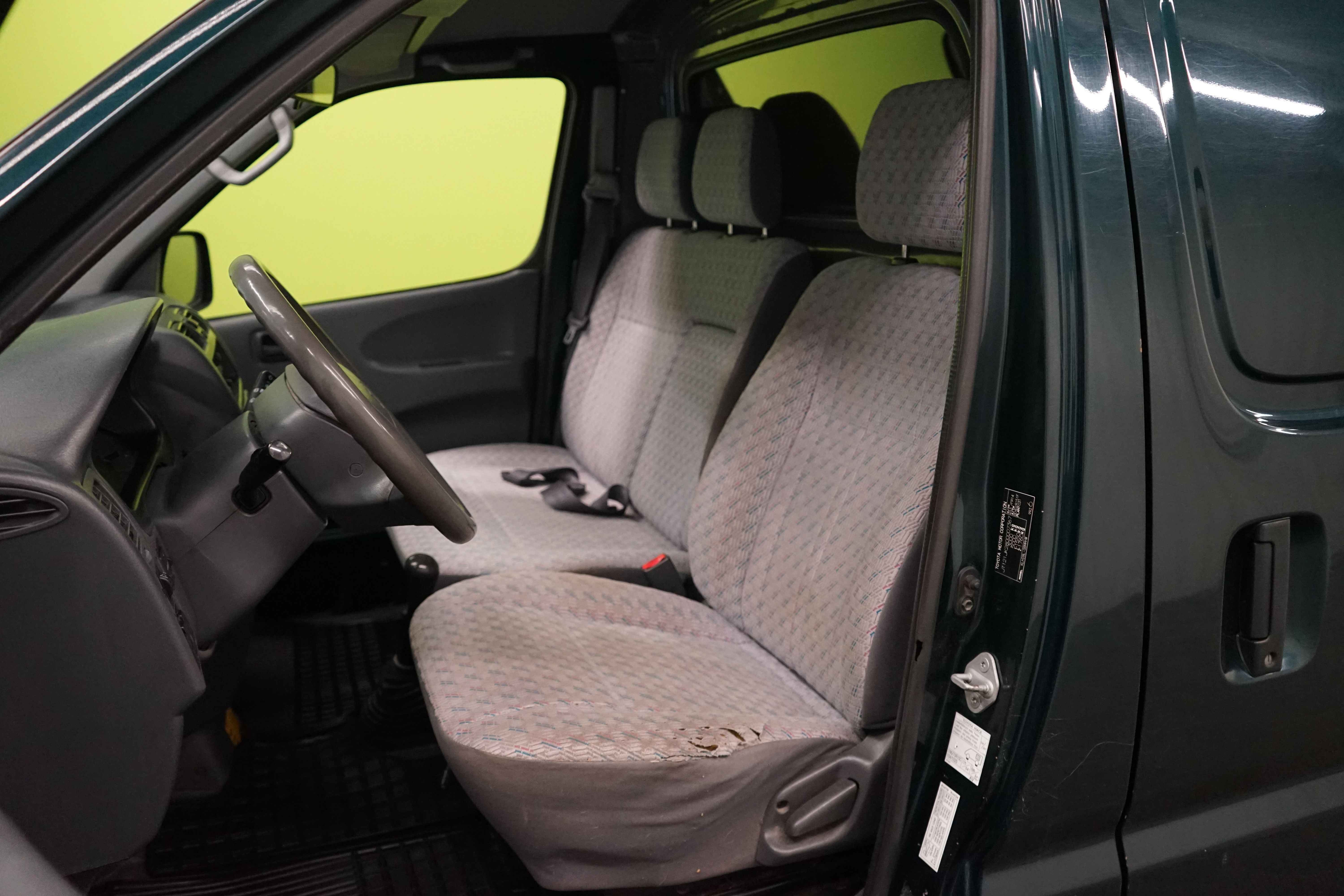 Toyota Hiace 2005