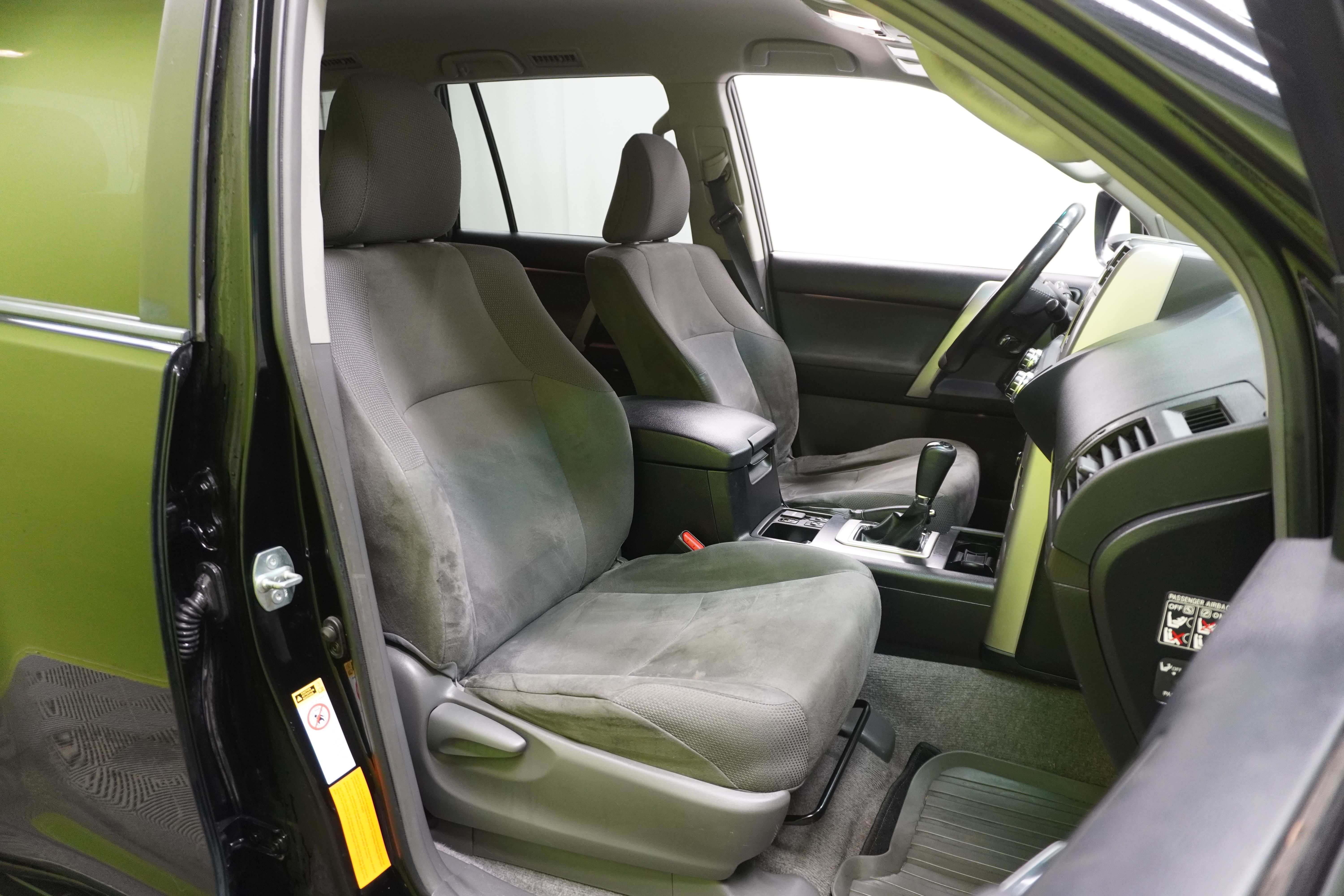 Toyota Land Cruiser 2010