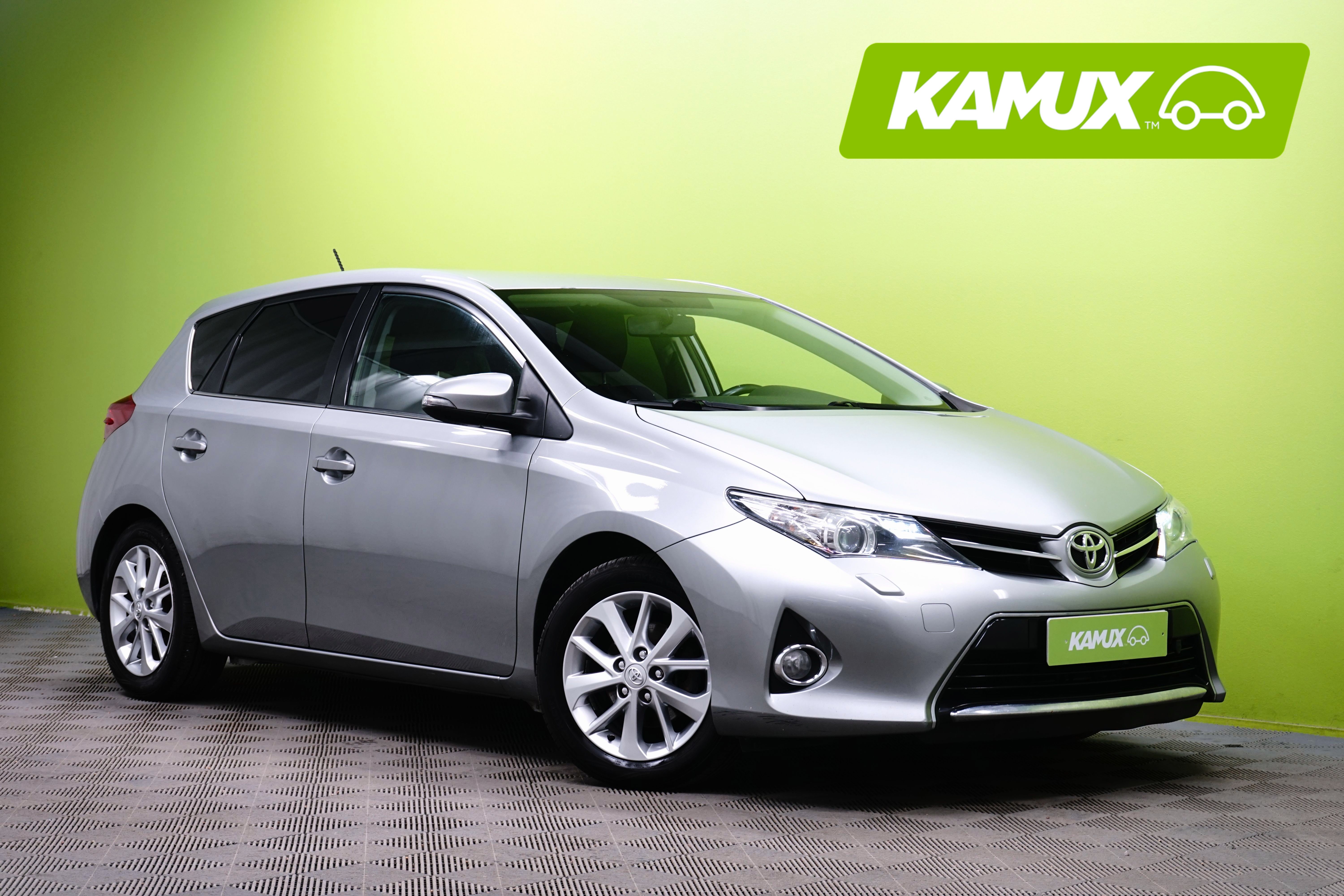 Toyota Auris 2013