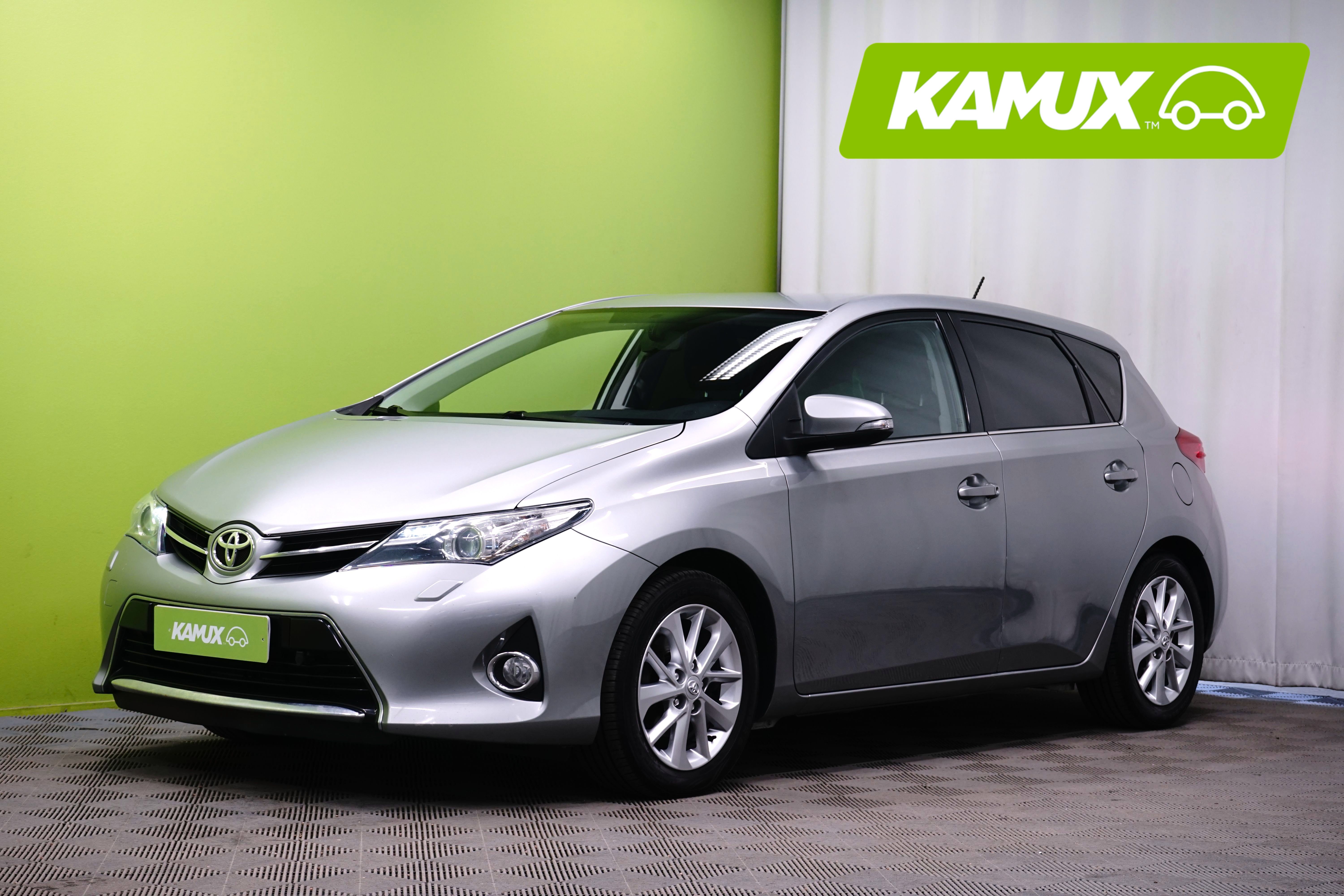 Toyota Auris 2013