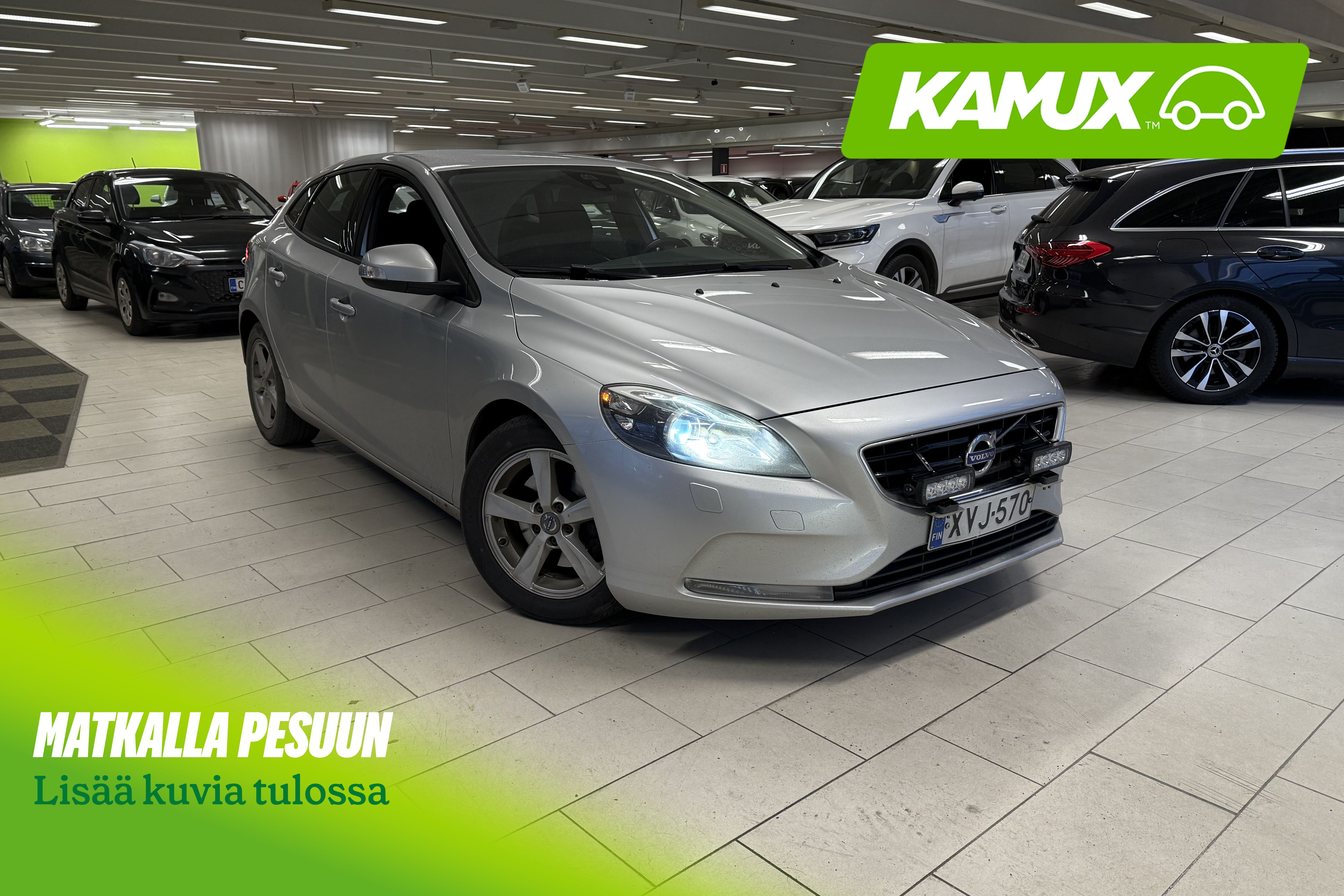 Volvo V40 2014