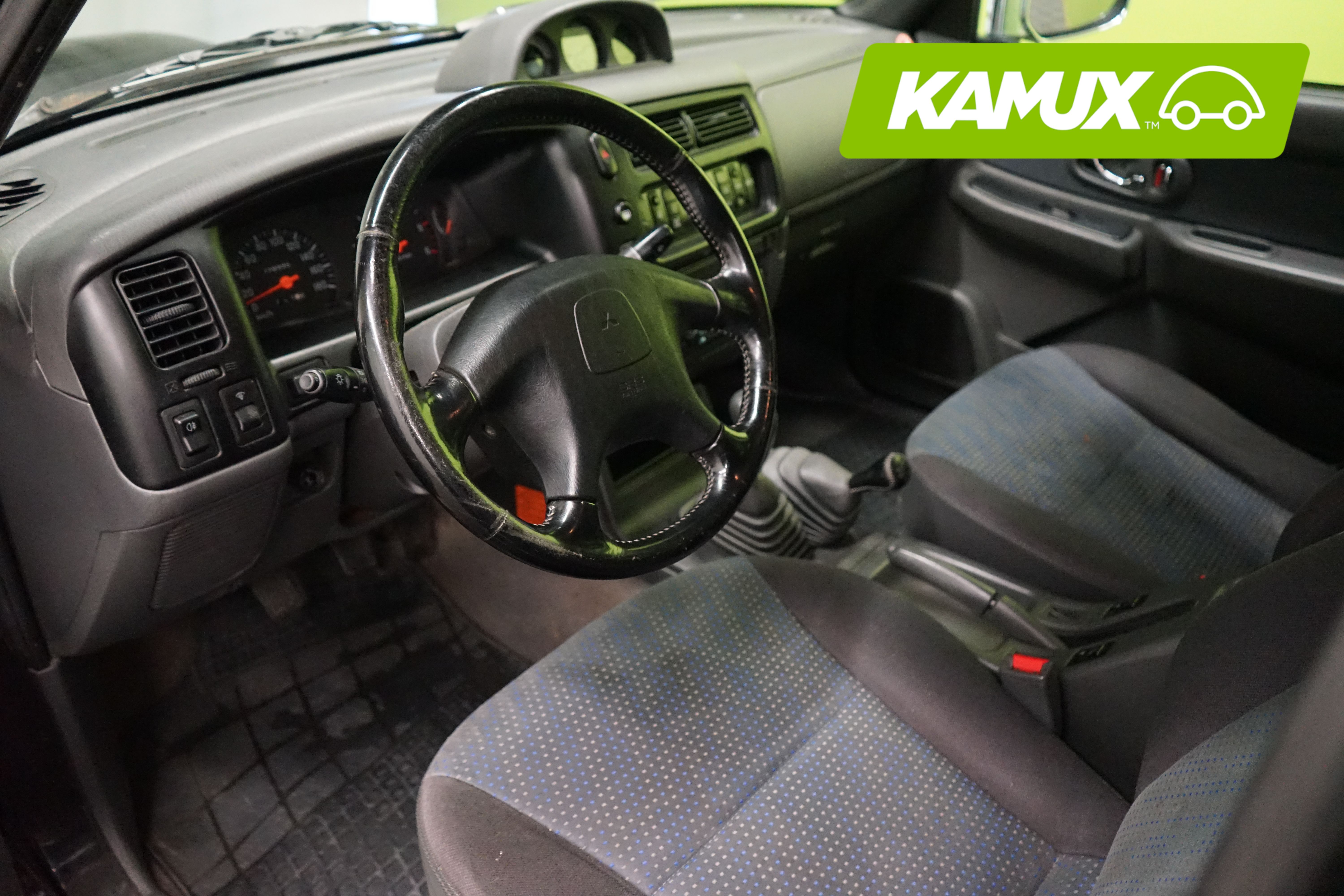 Mitsubishi L200 2003