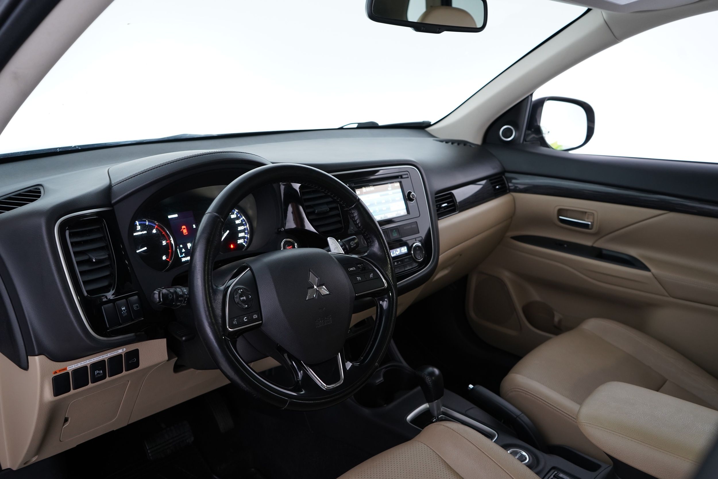 Mitsubishi Outlander 2016