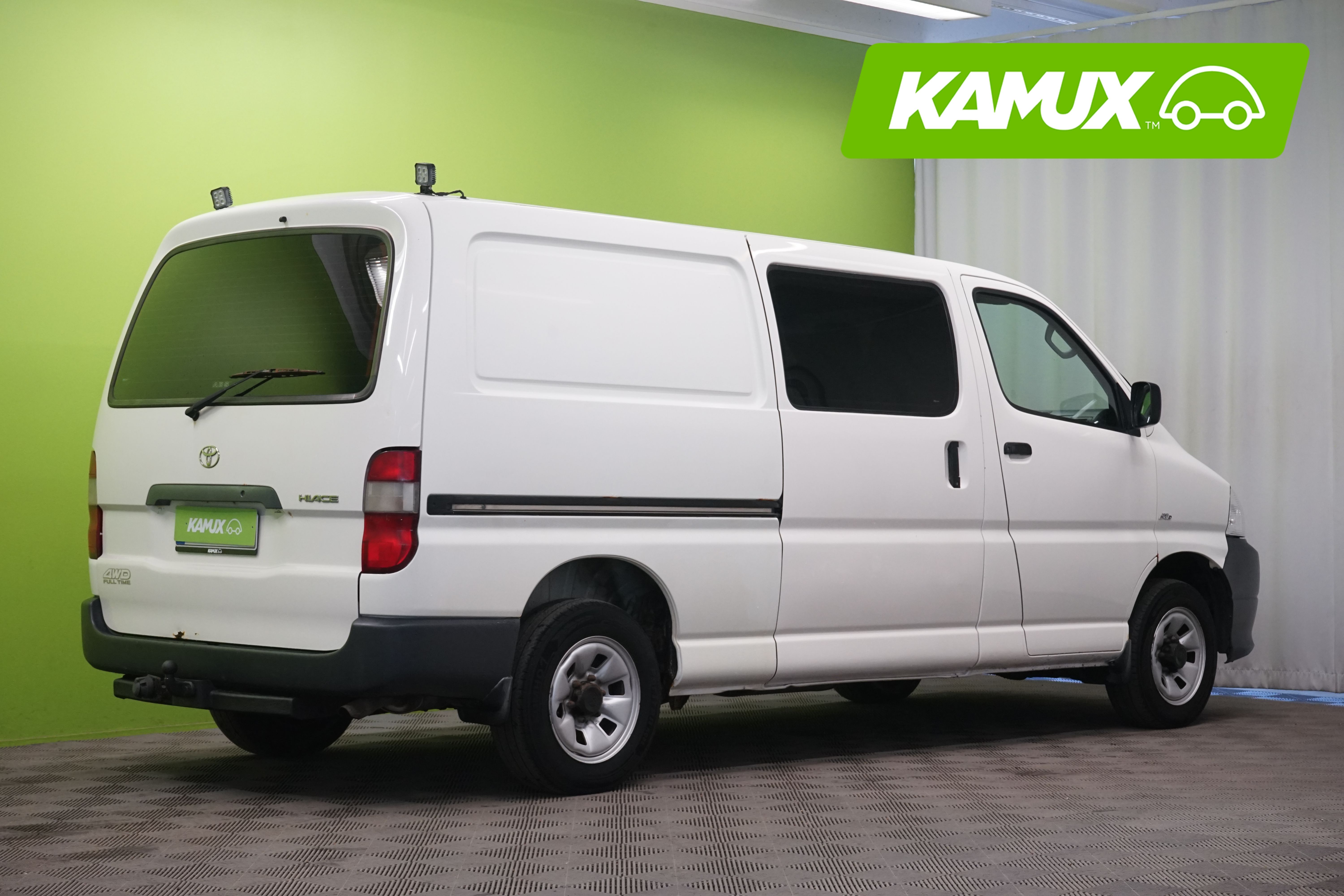 Toyota Hiace 2010