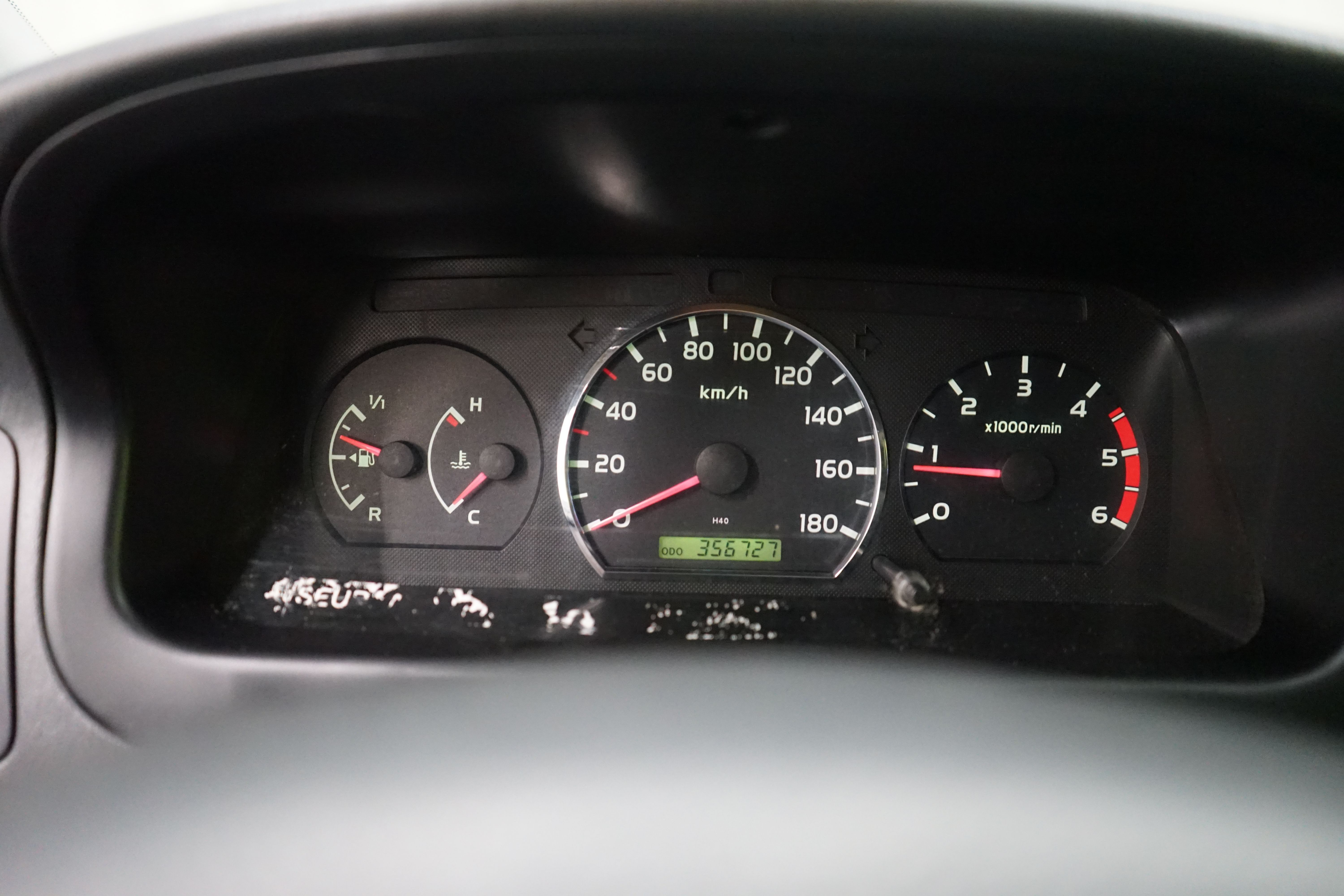Toyota Hiace 2010