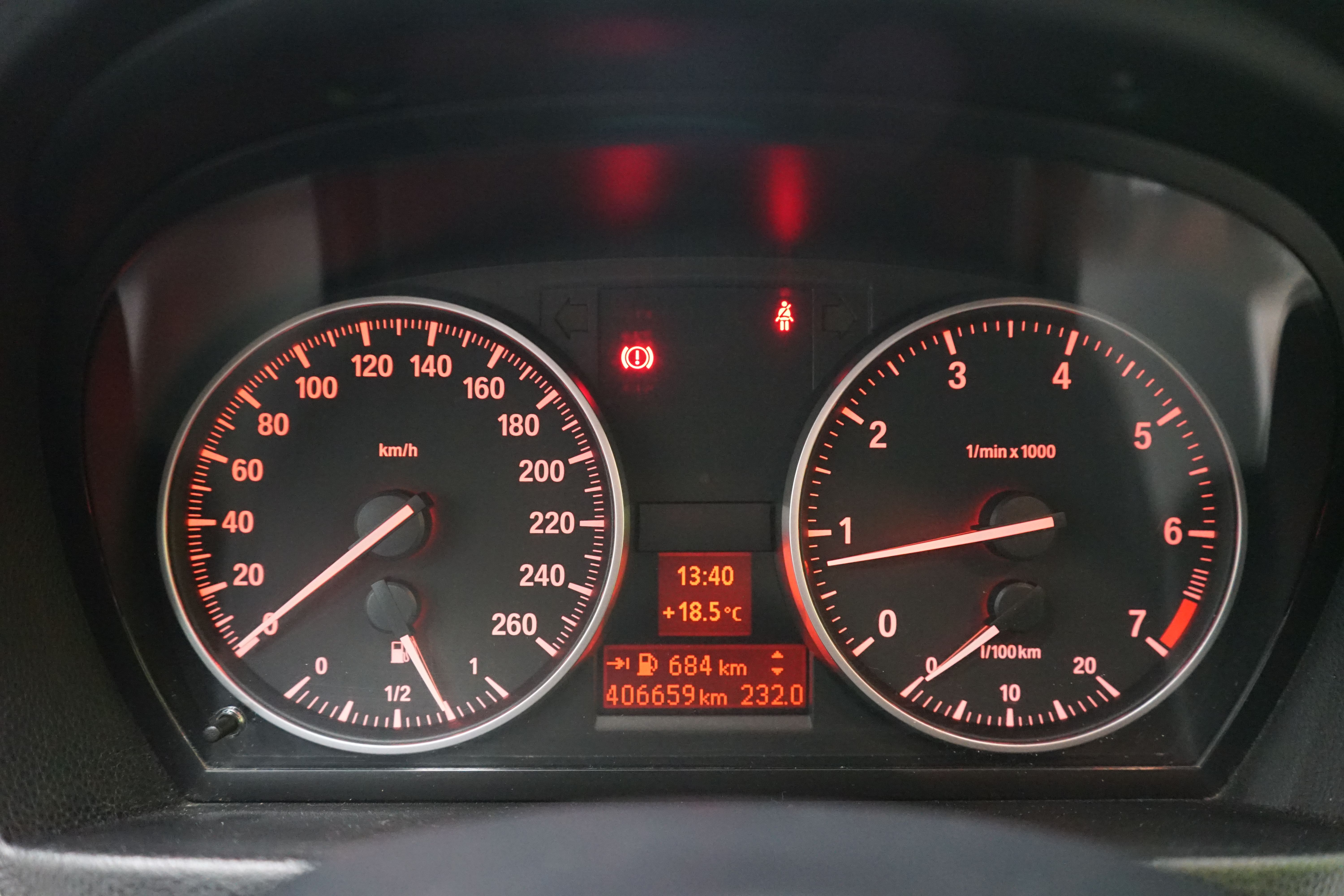 BMW 318 2009
