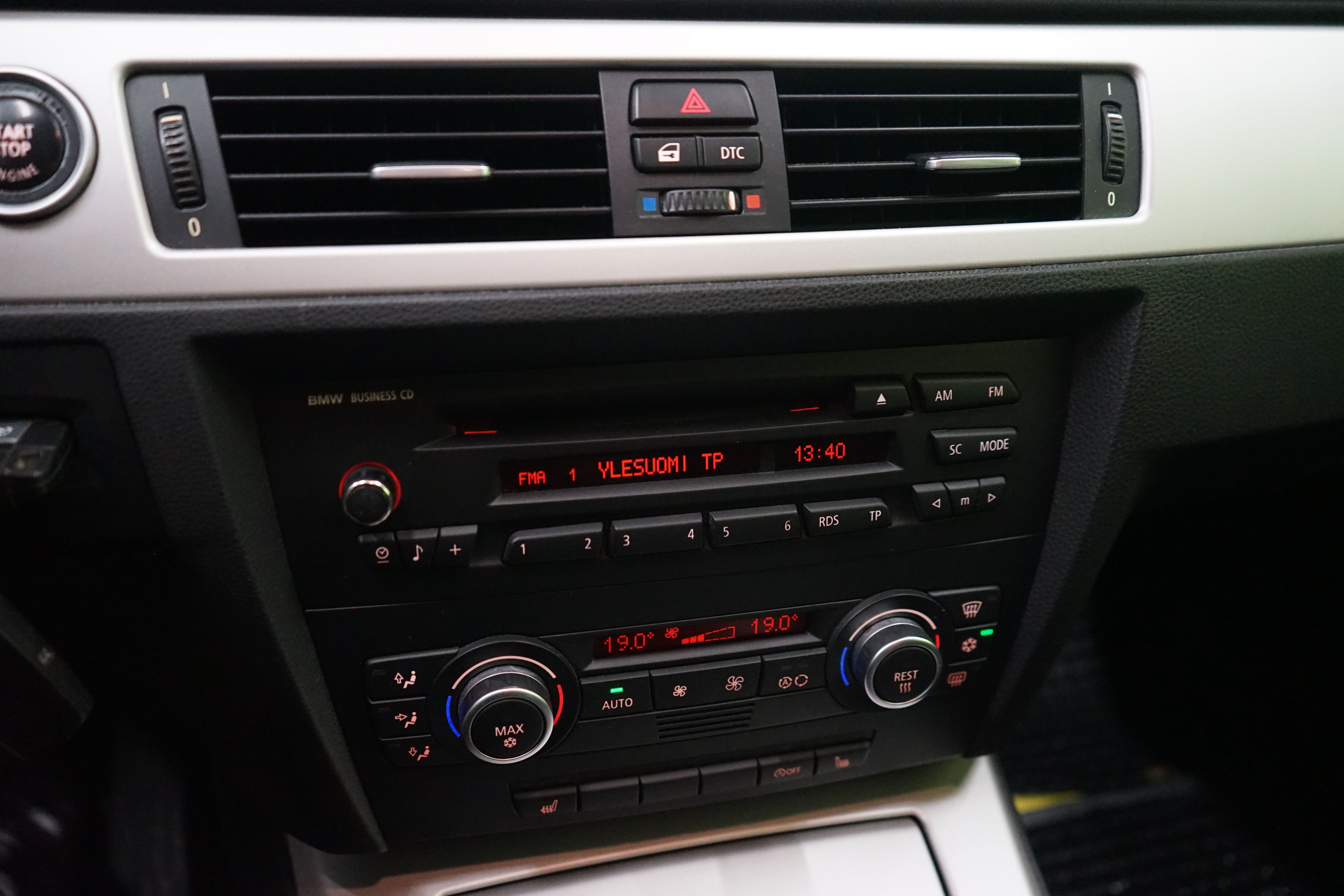 BMW 318 2009