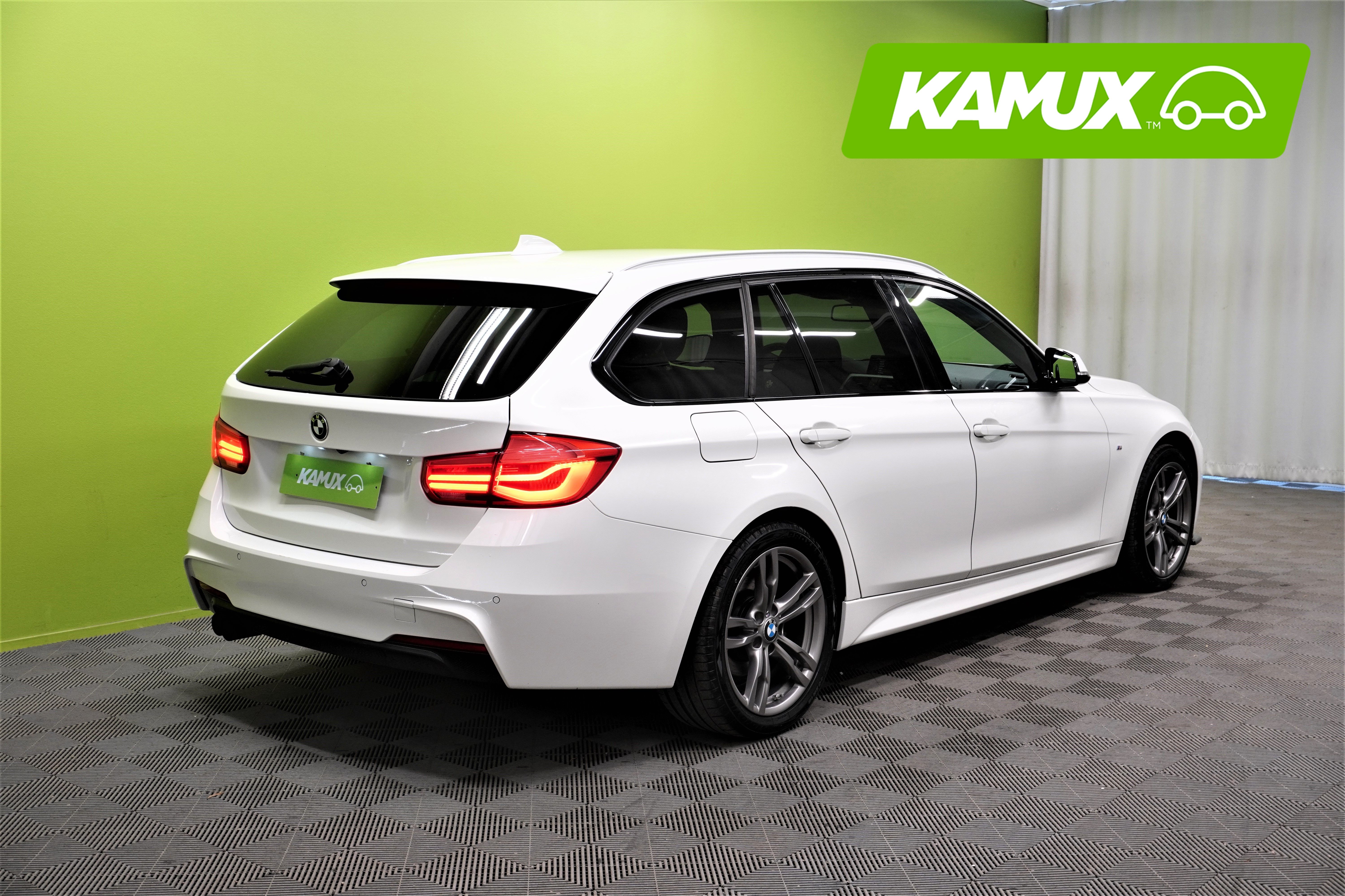BMW 320 2016