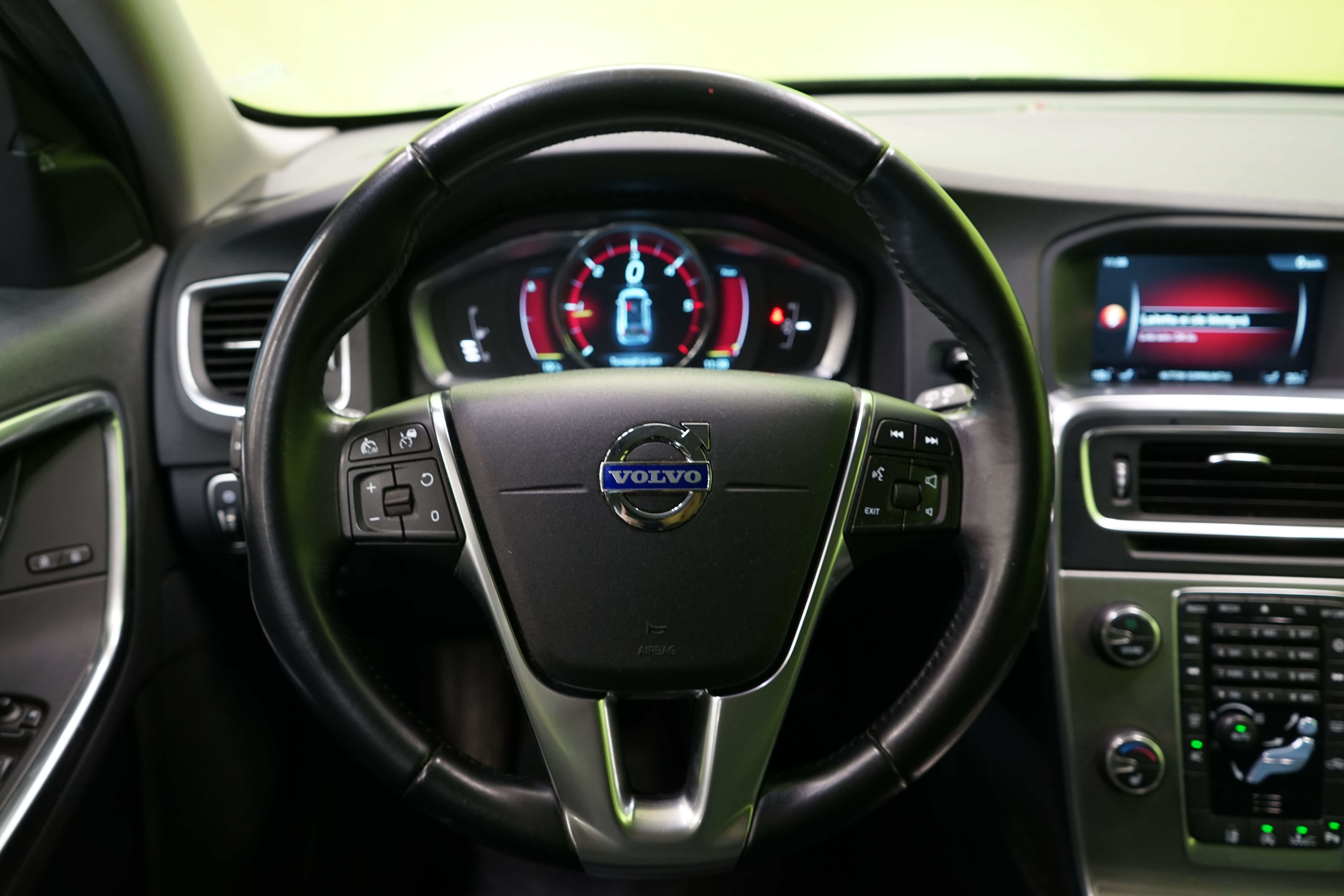 Volvo V60 2014