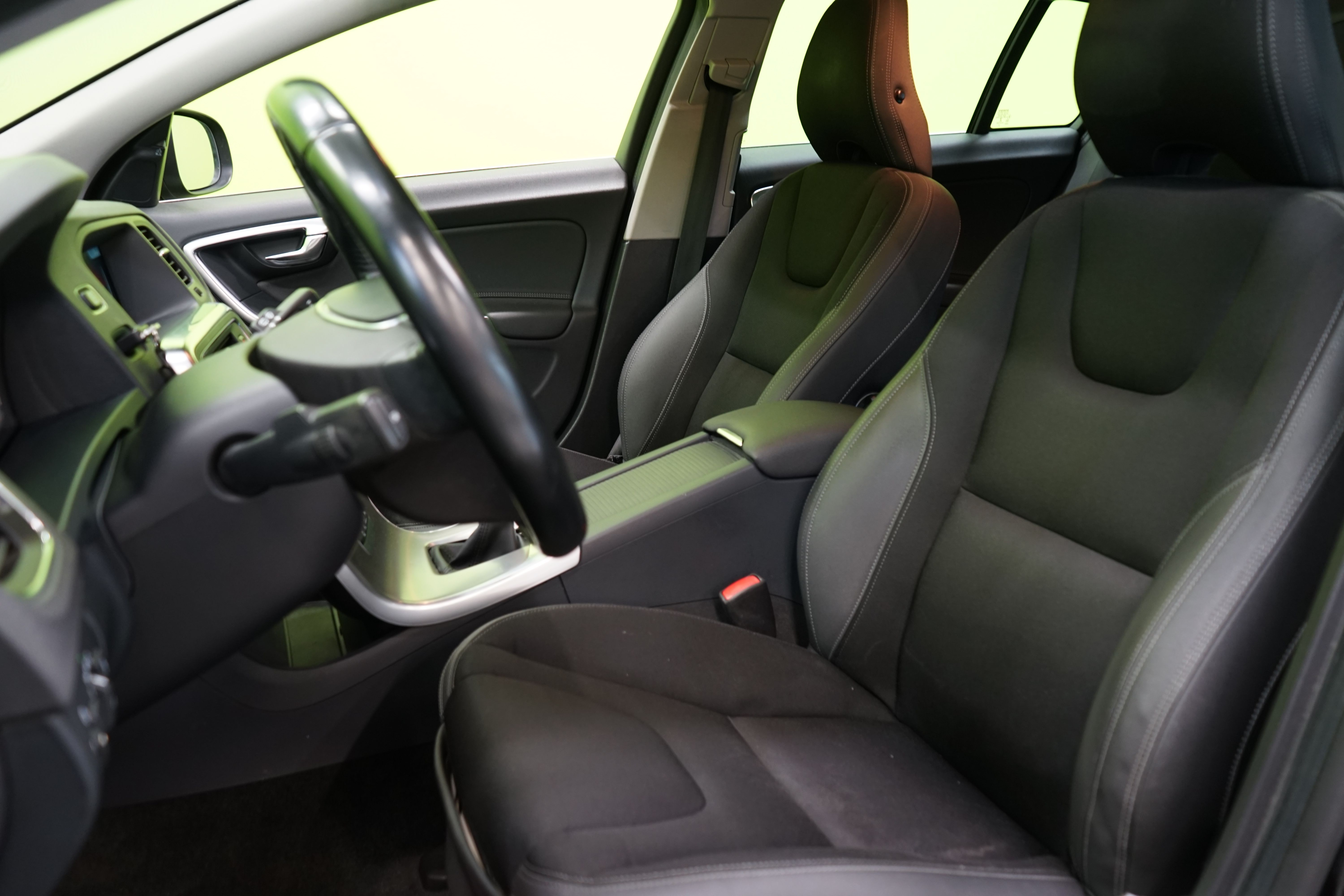 Volvo V60 2014