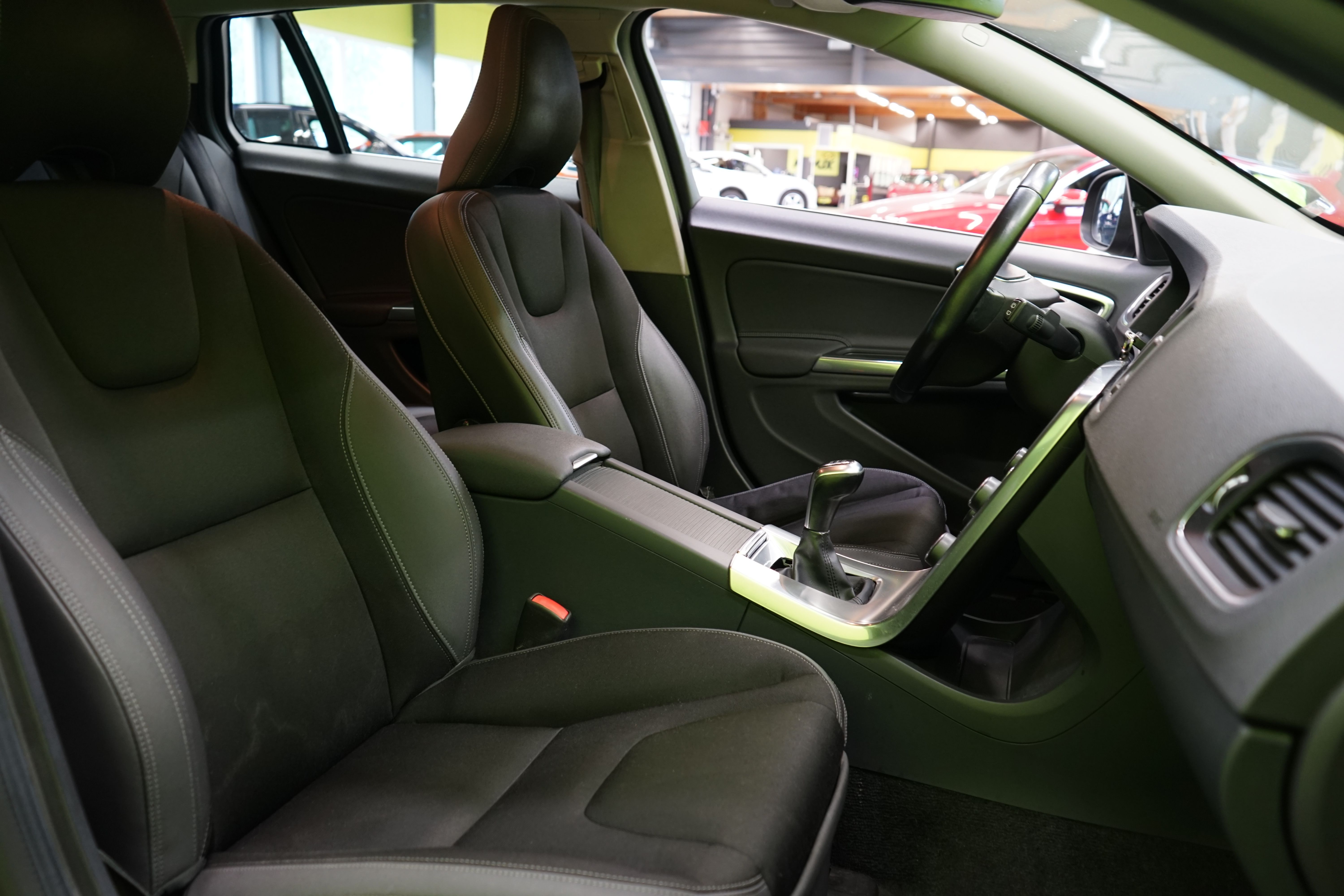 Volvo V60 2014