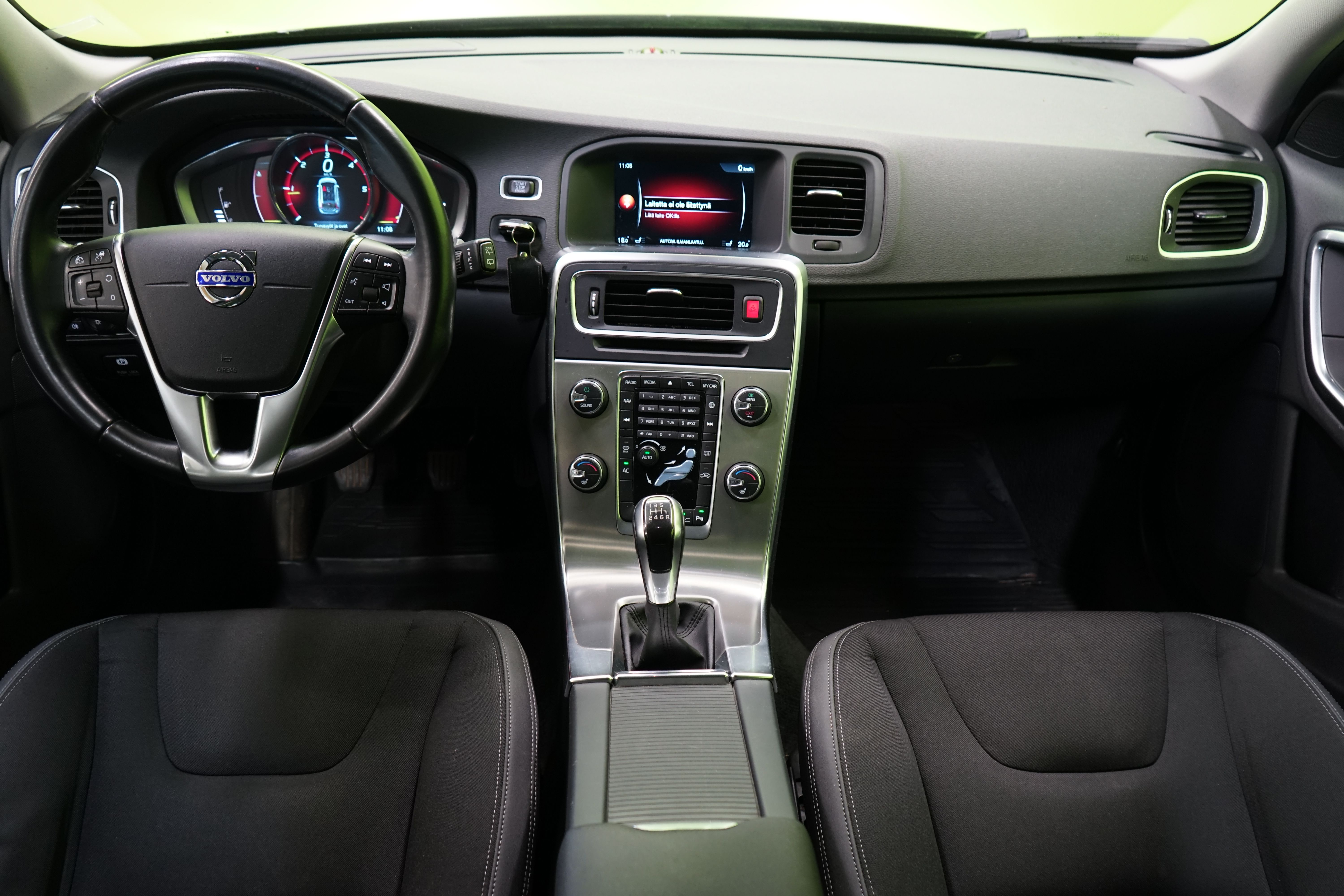 Volvo V60 2014