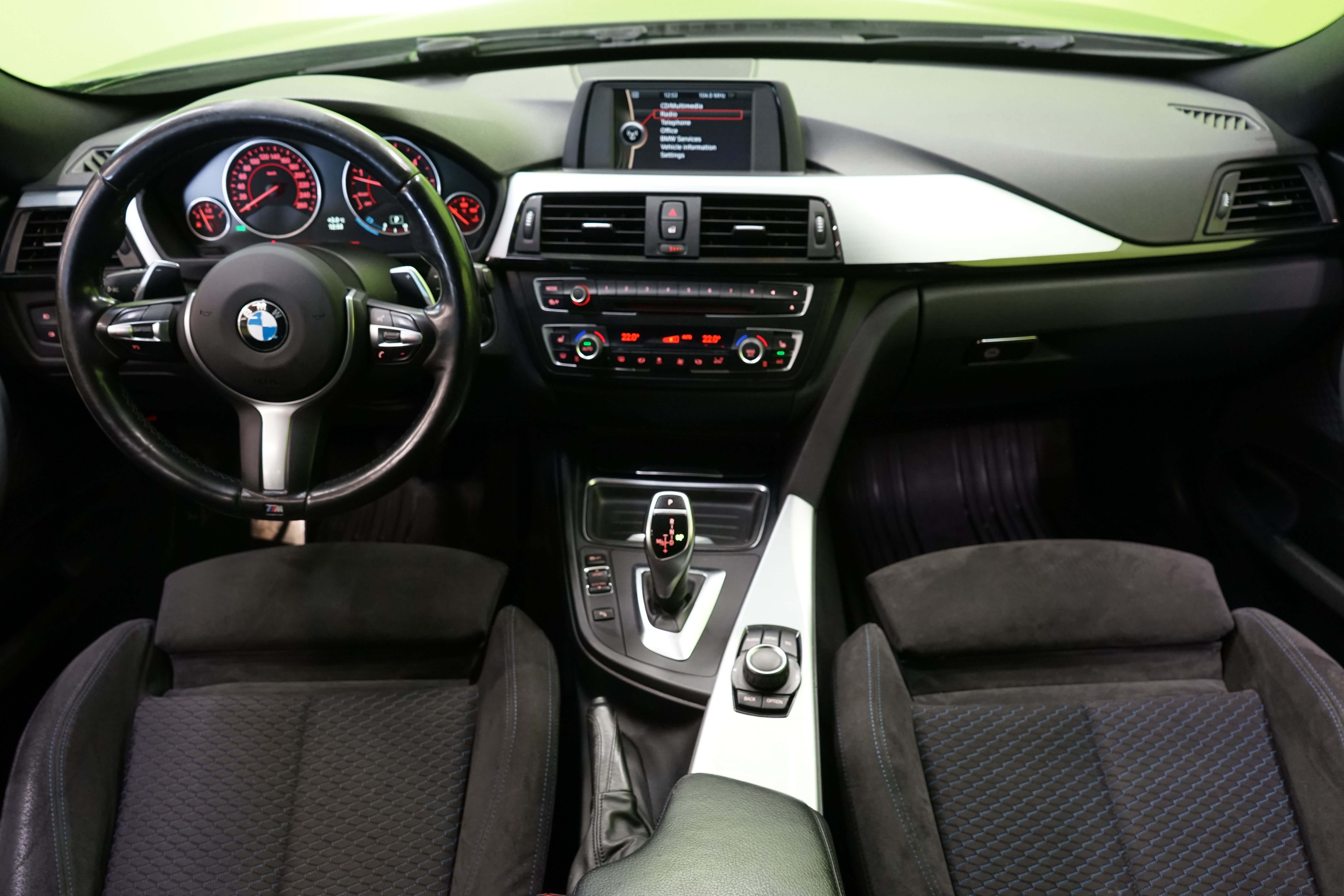BMW 320 Gran Turismo 2014