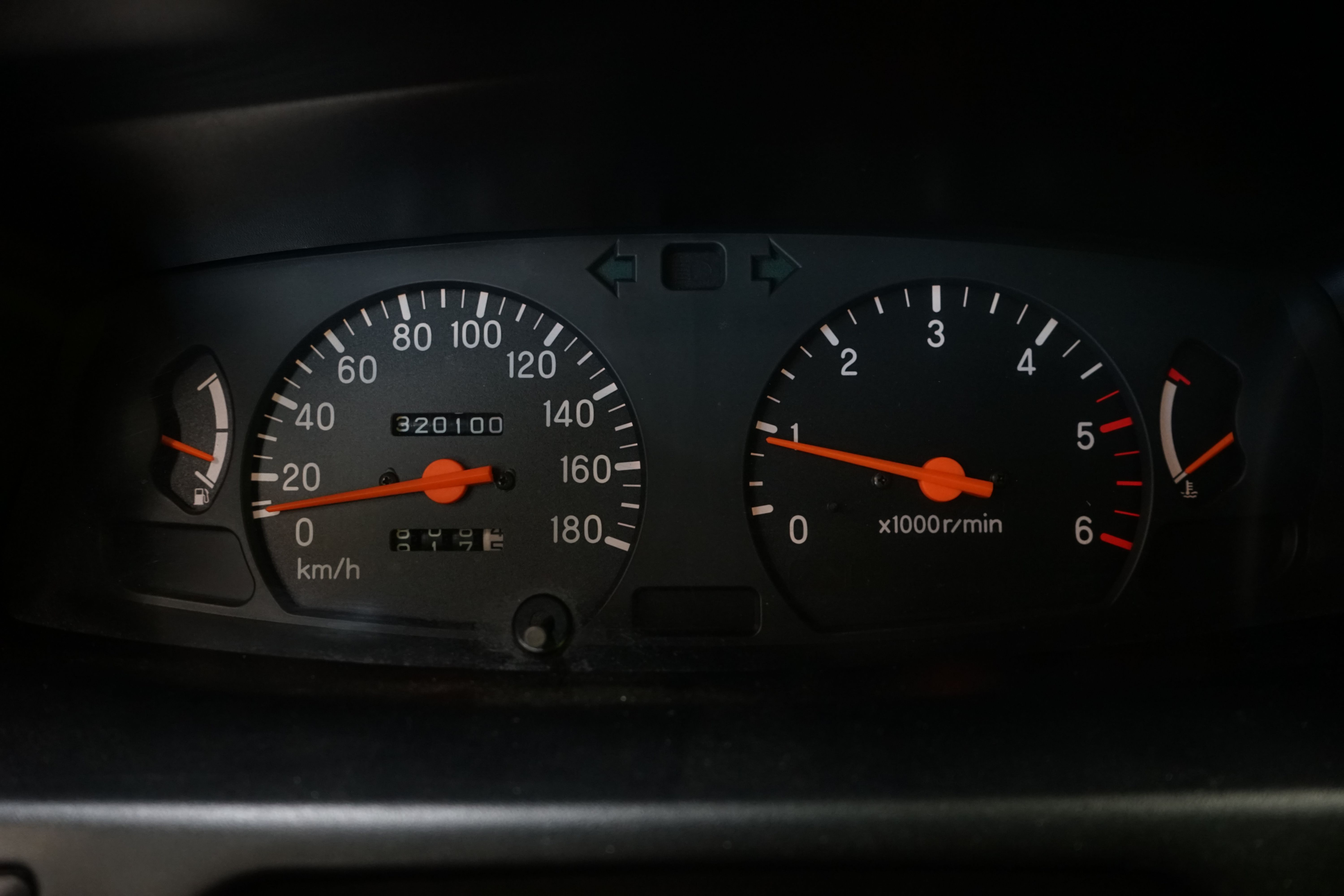 Mitsubishi L200 2004