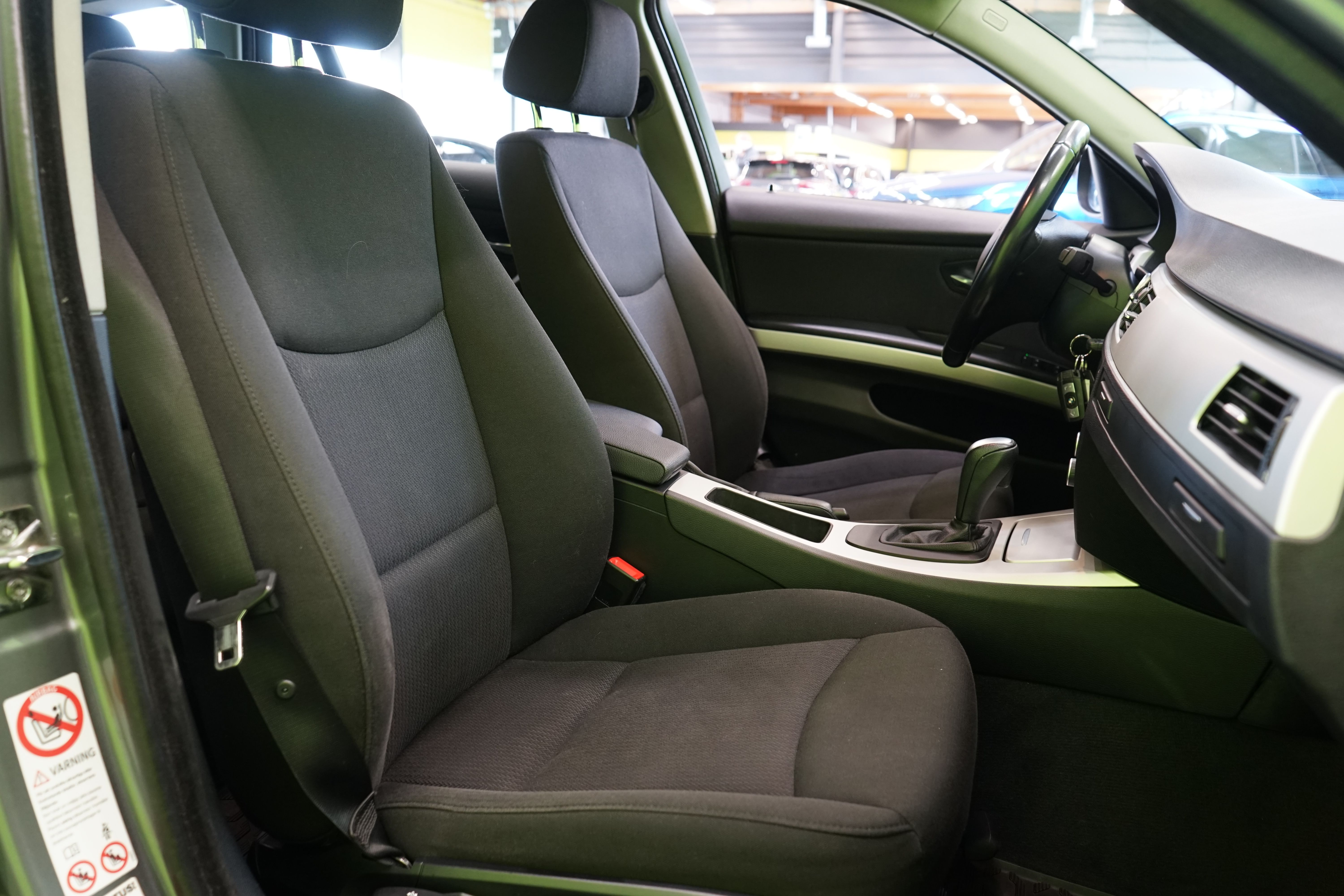 BMW 320 2009
