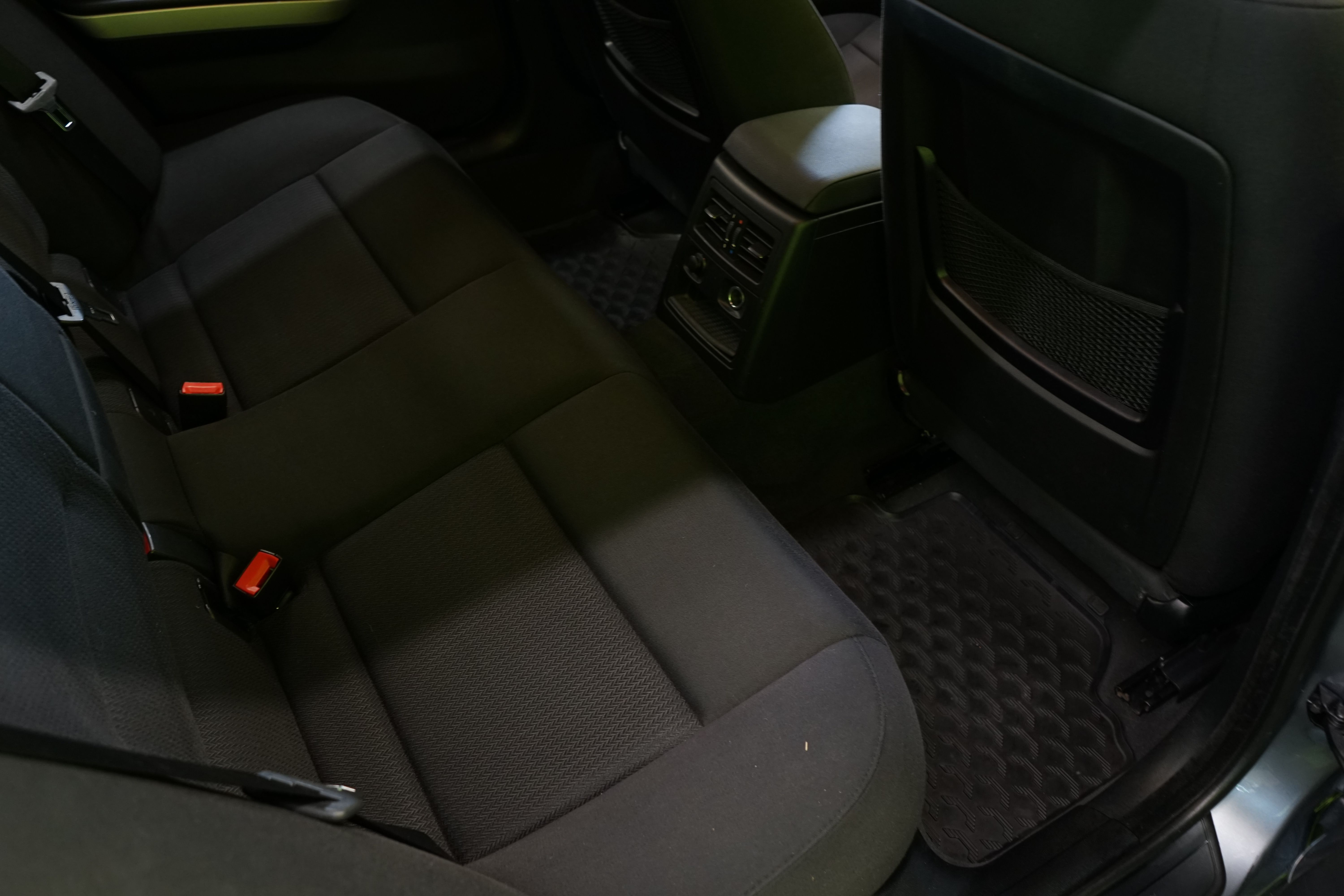 BMW 320 2009