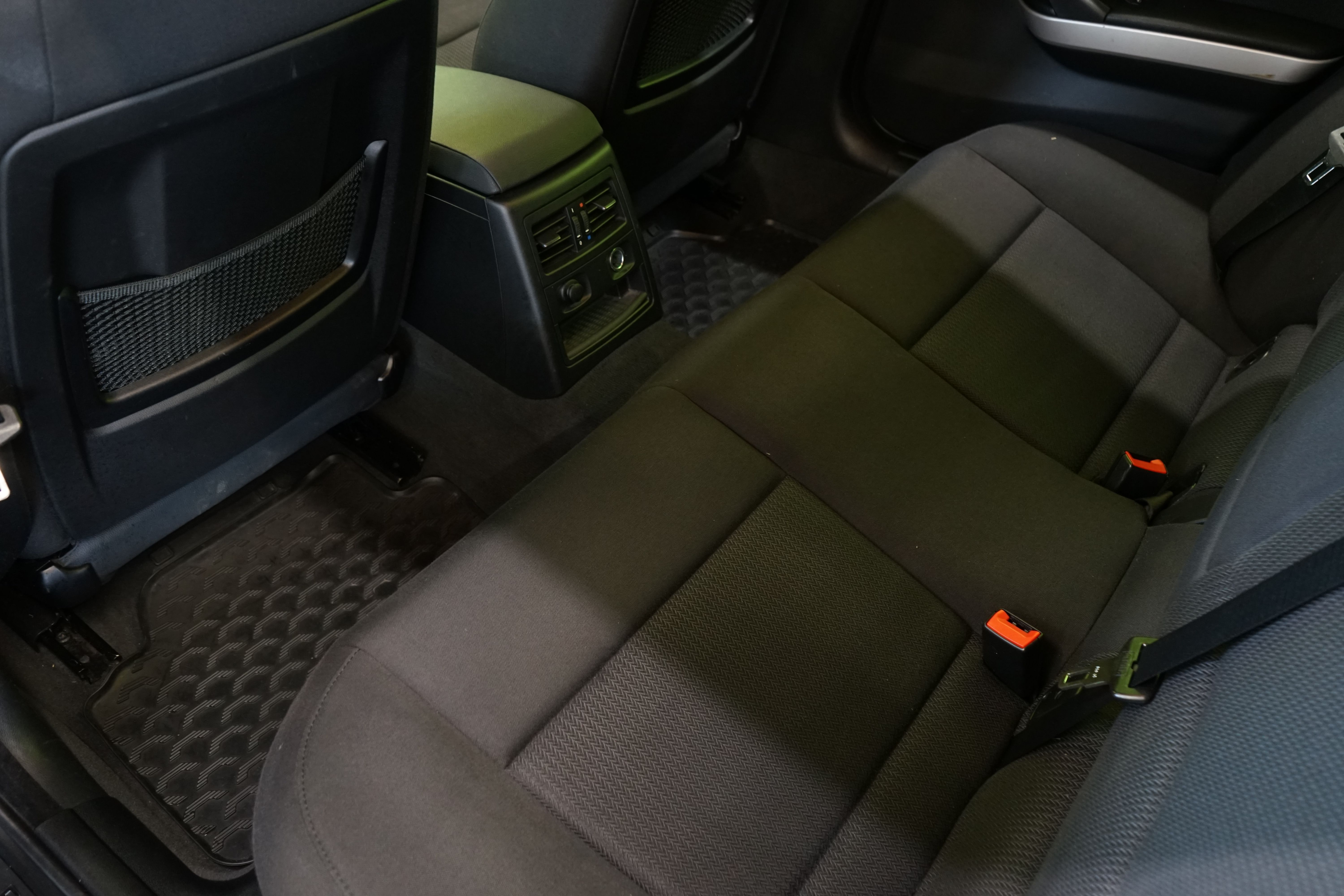 BMW 320 2009