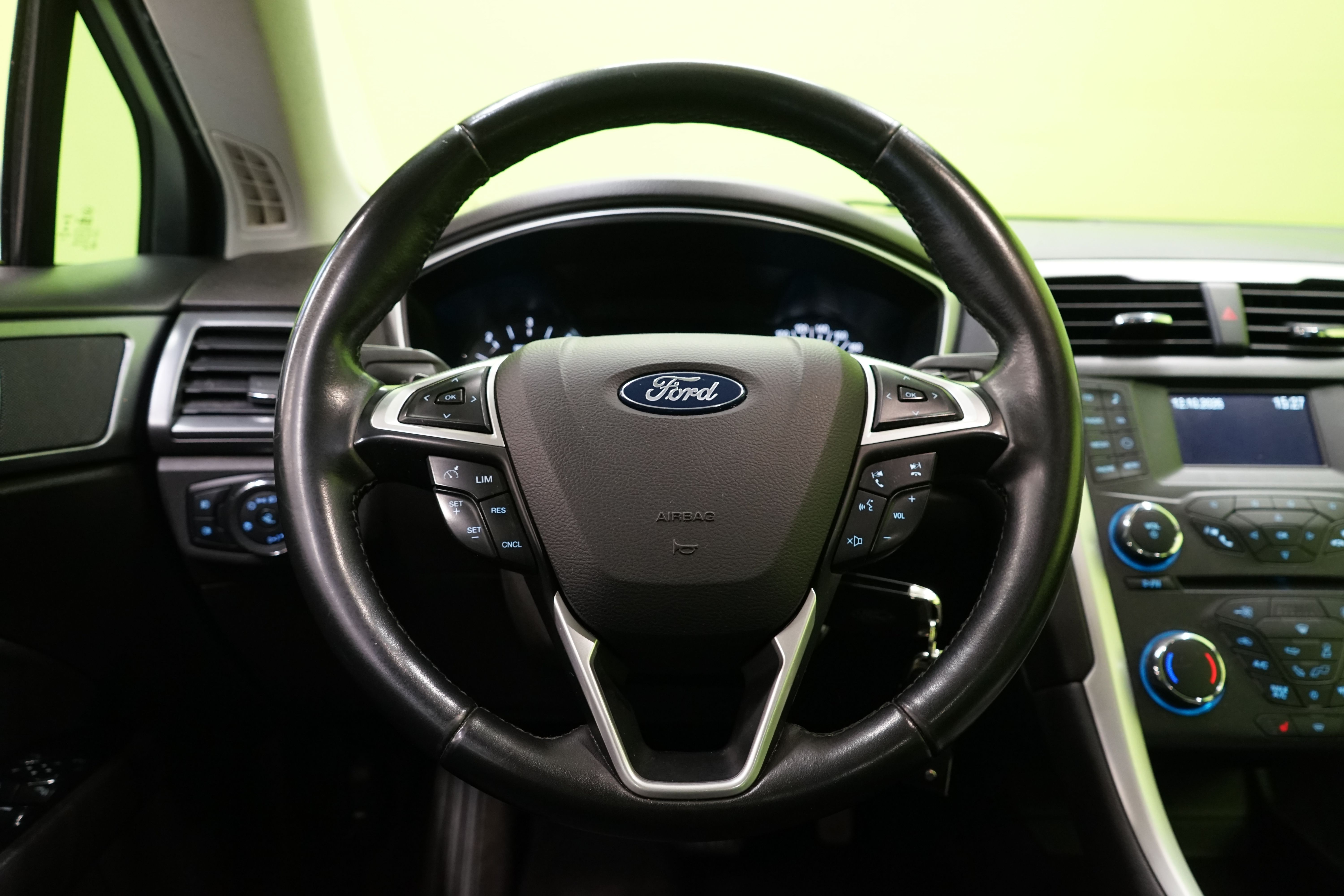 Ford Mondeo 2015