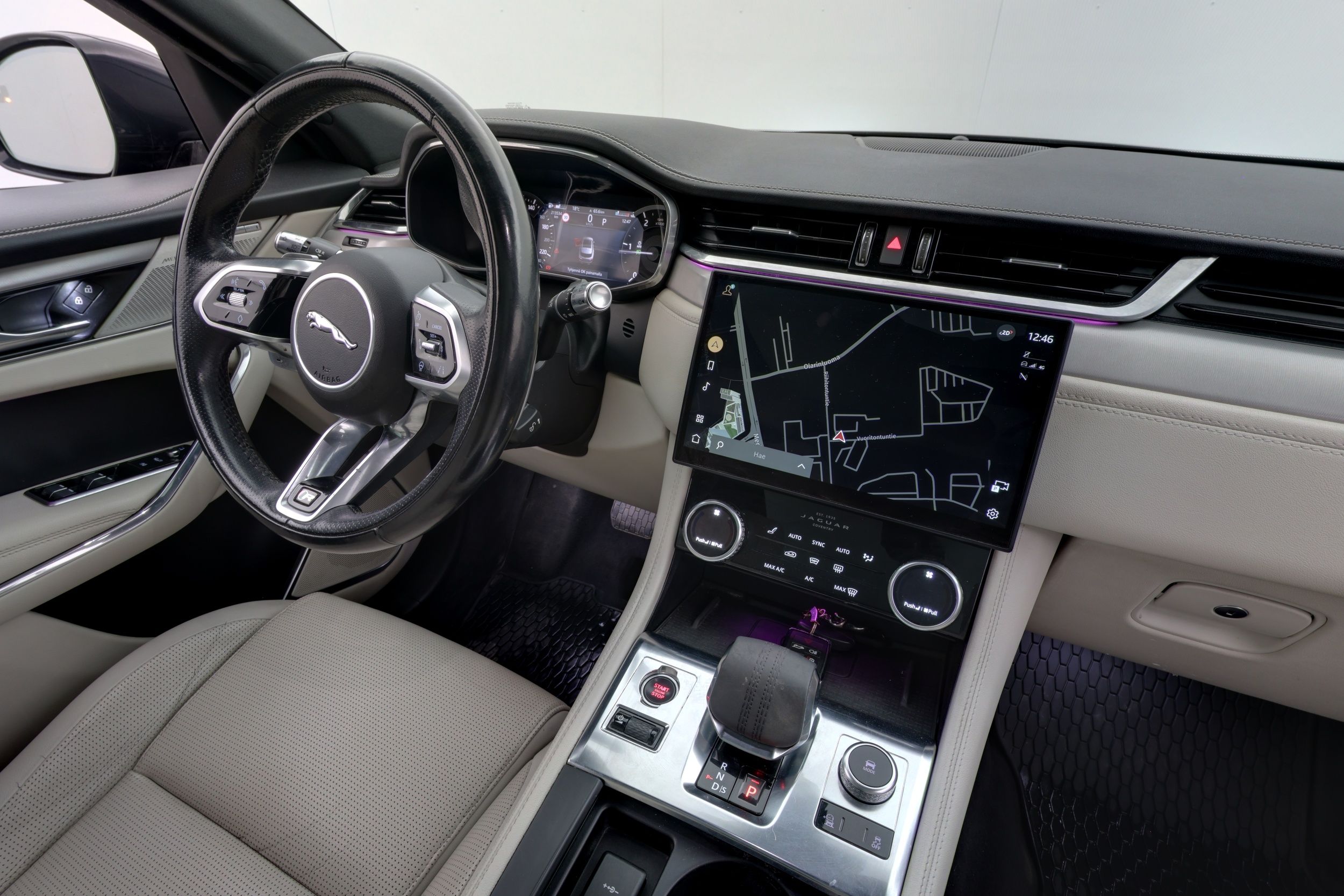 Jaguar F-Pace 2021
