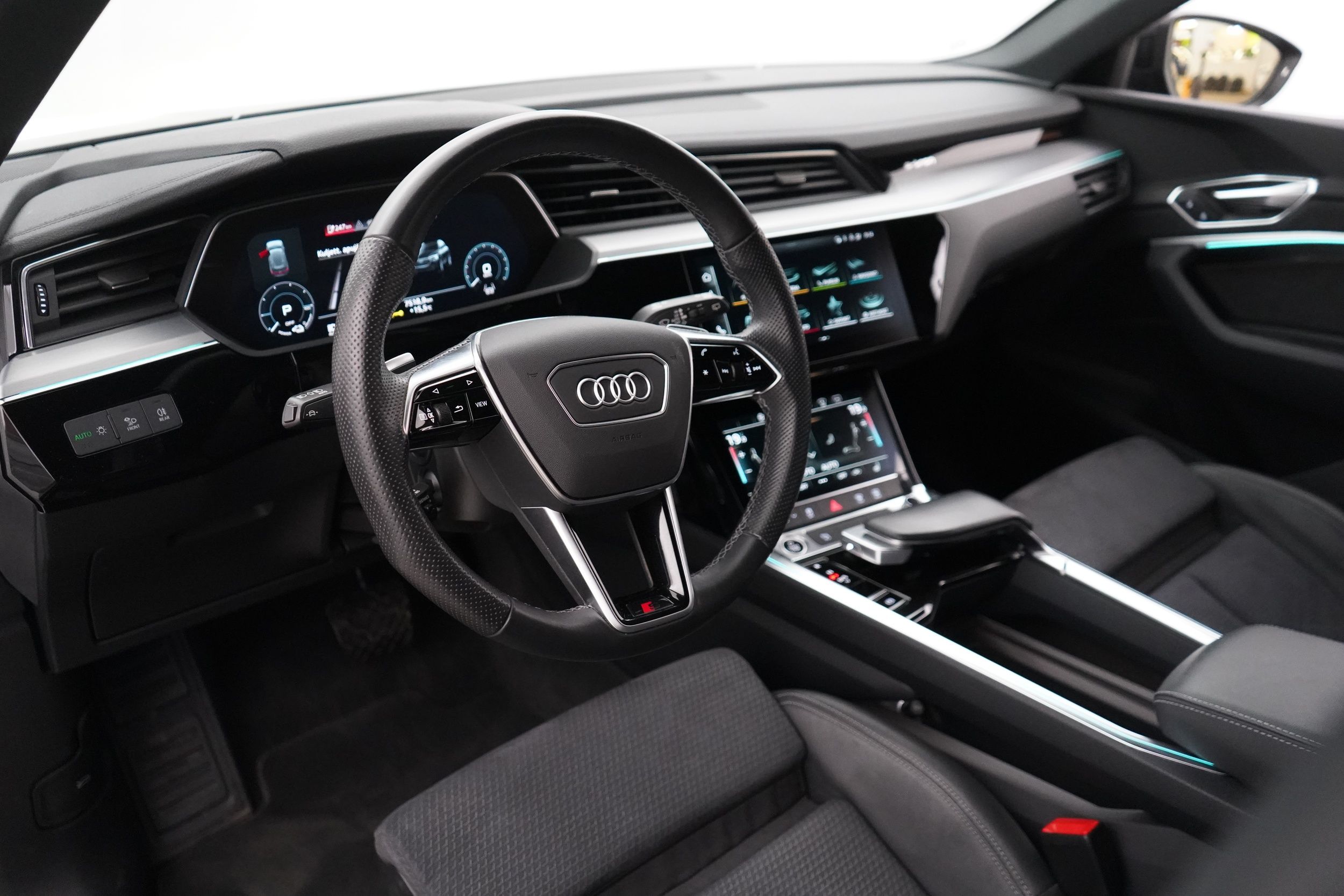 Audi e-tron 2022