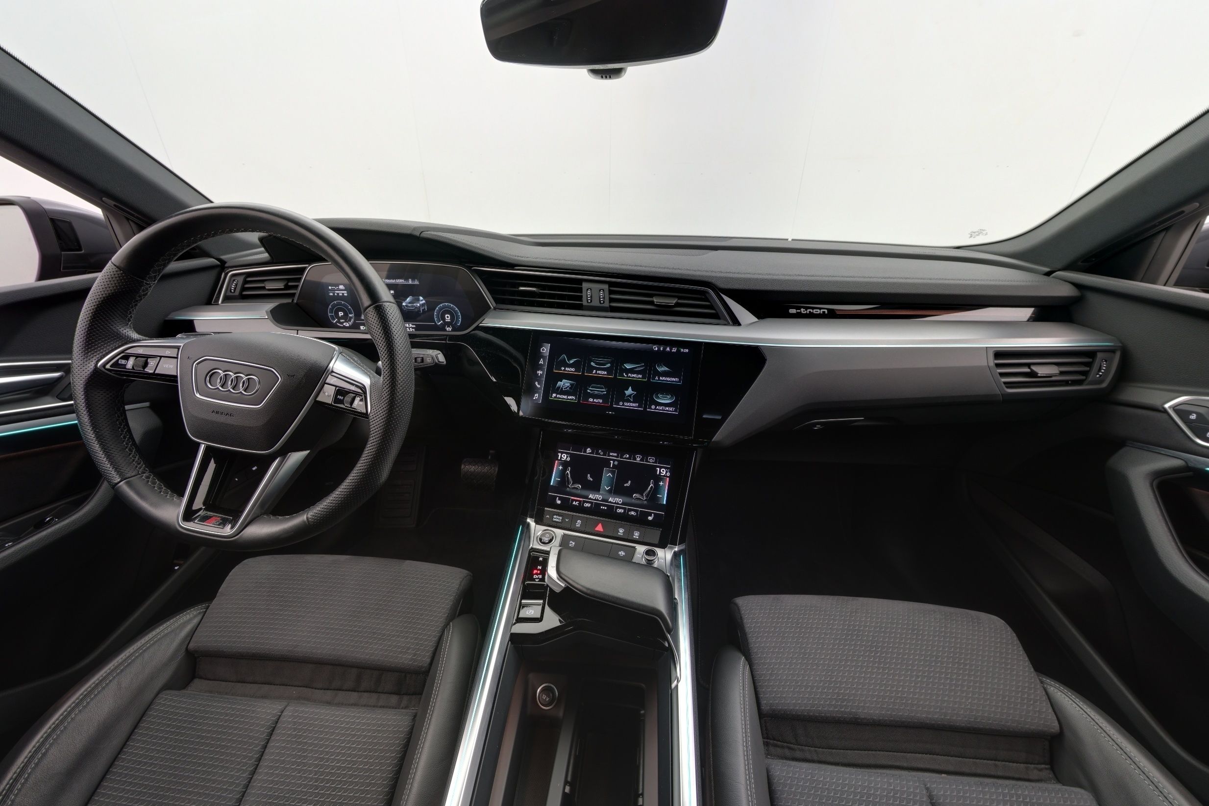 Audi e-tron 2022