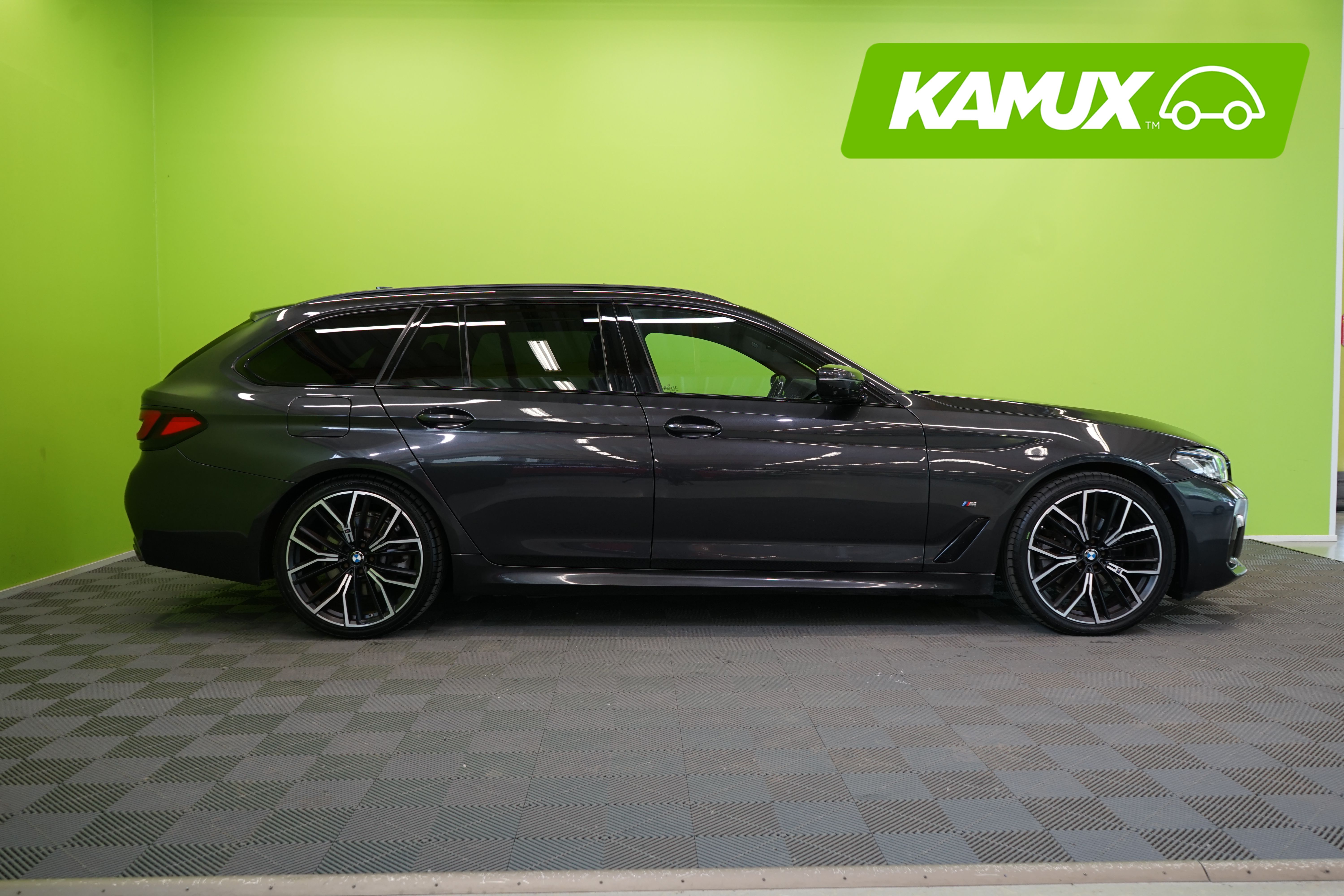 BMW 520 2021