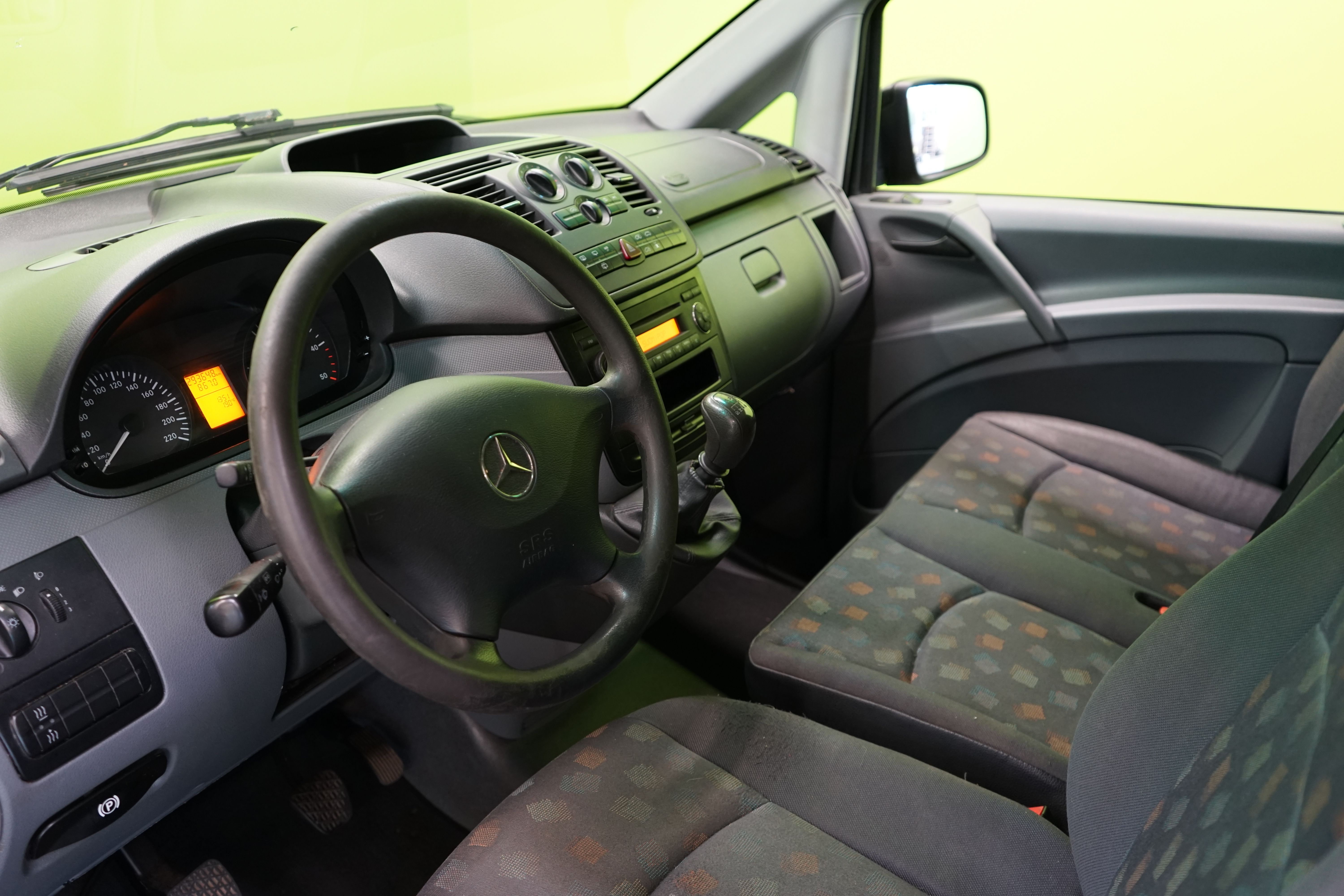 Mercedes-Benz Vito 2011