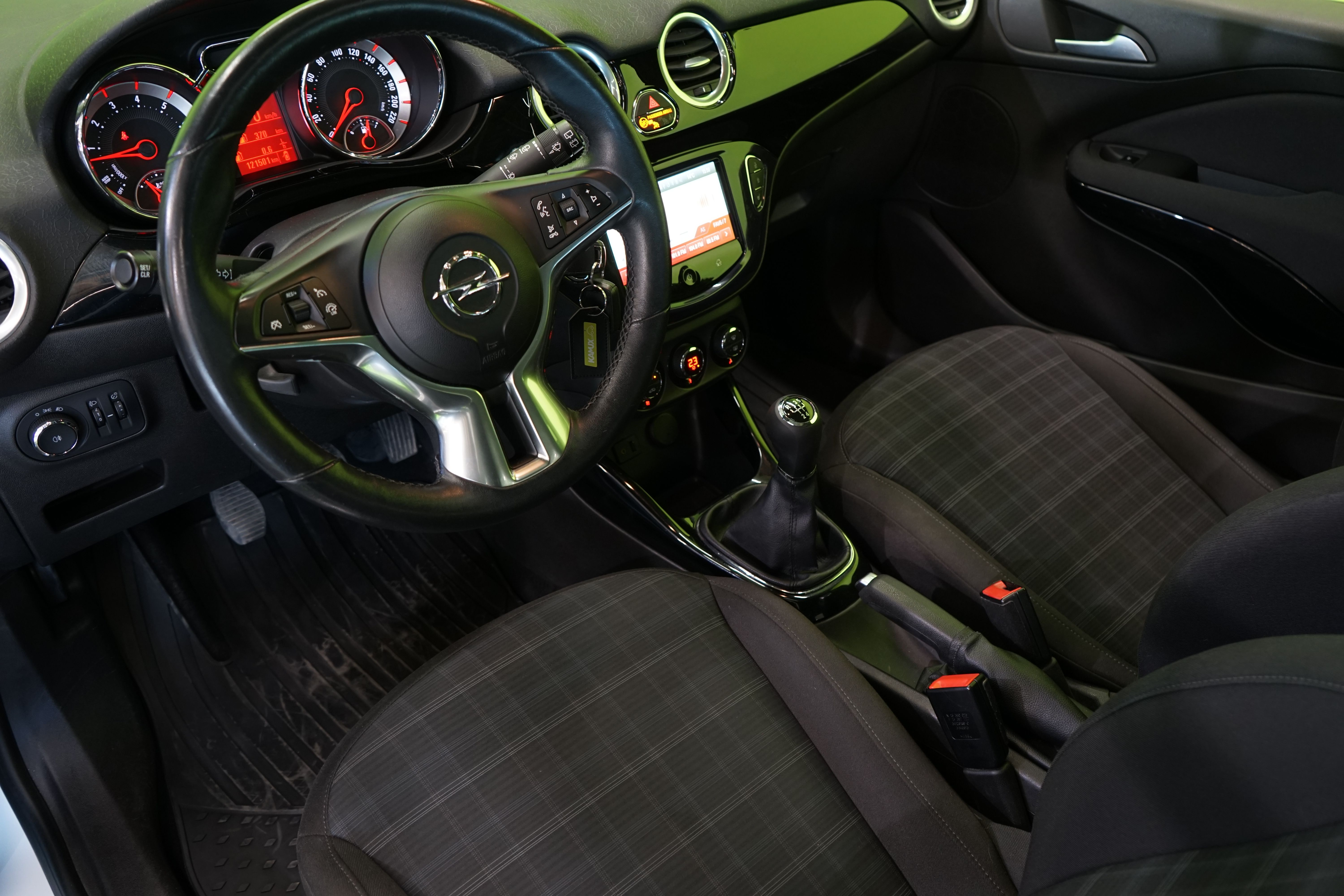 Opel Adam 2014