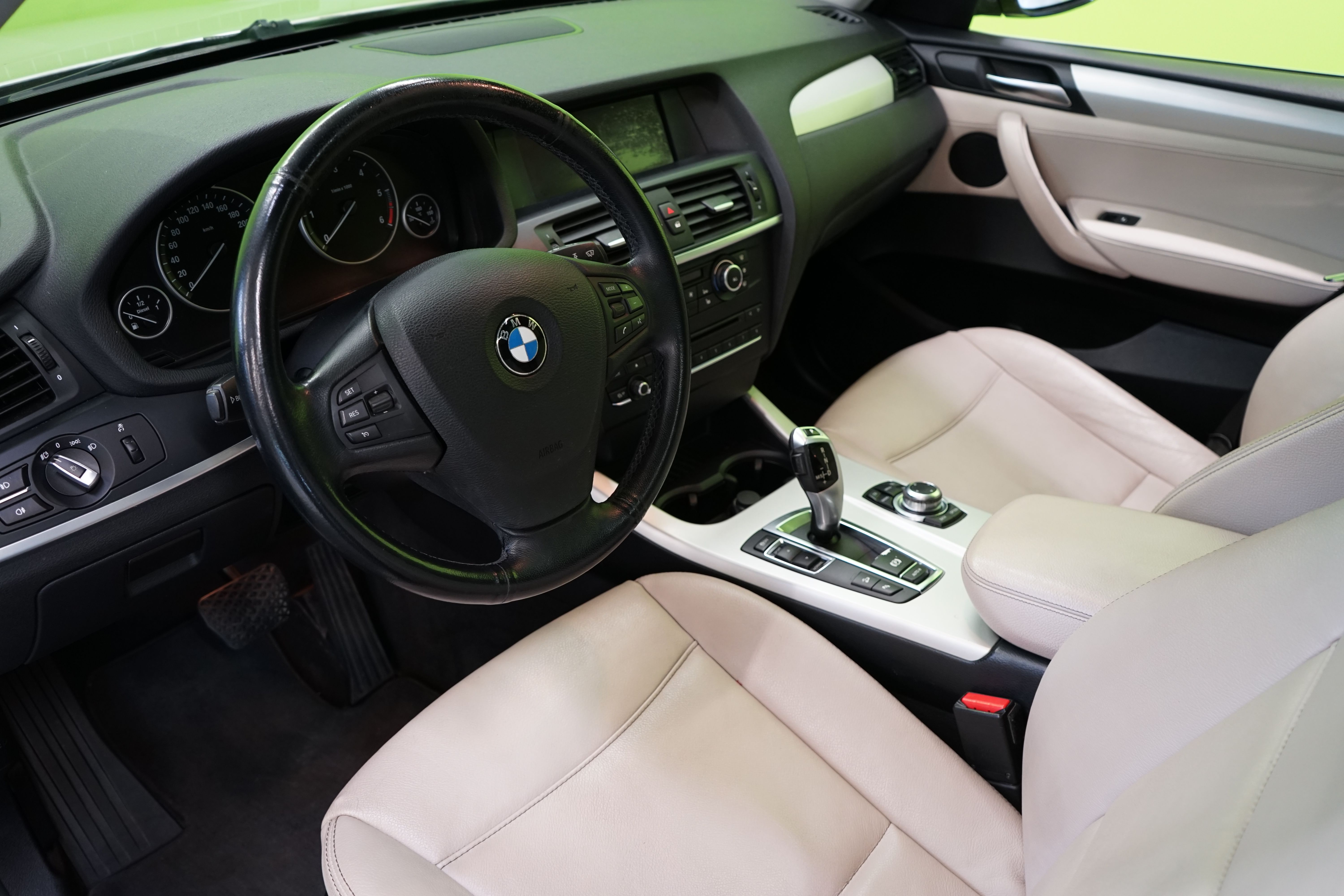 BMW X3 2012
