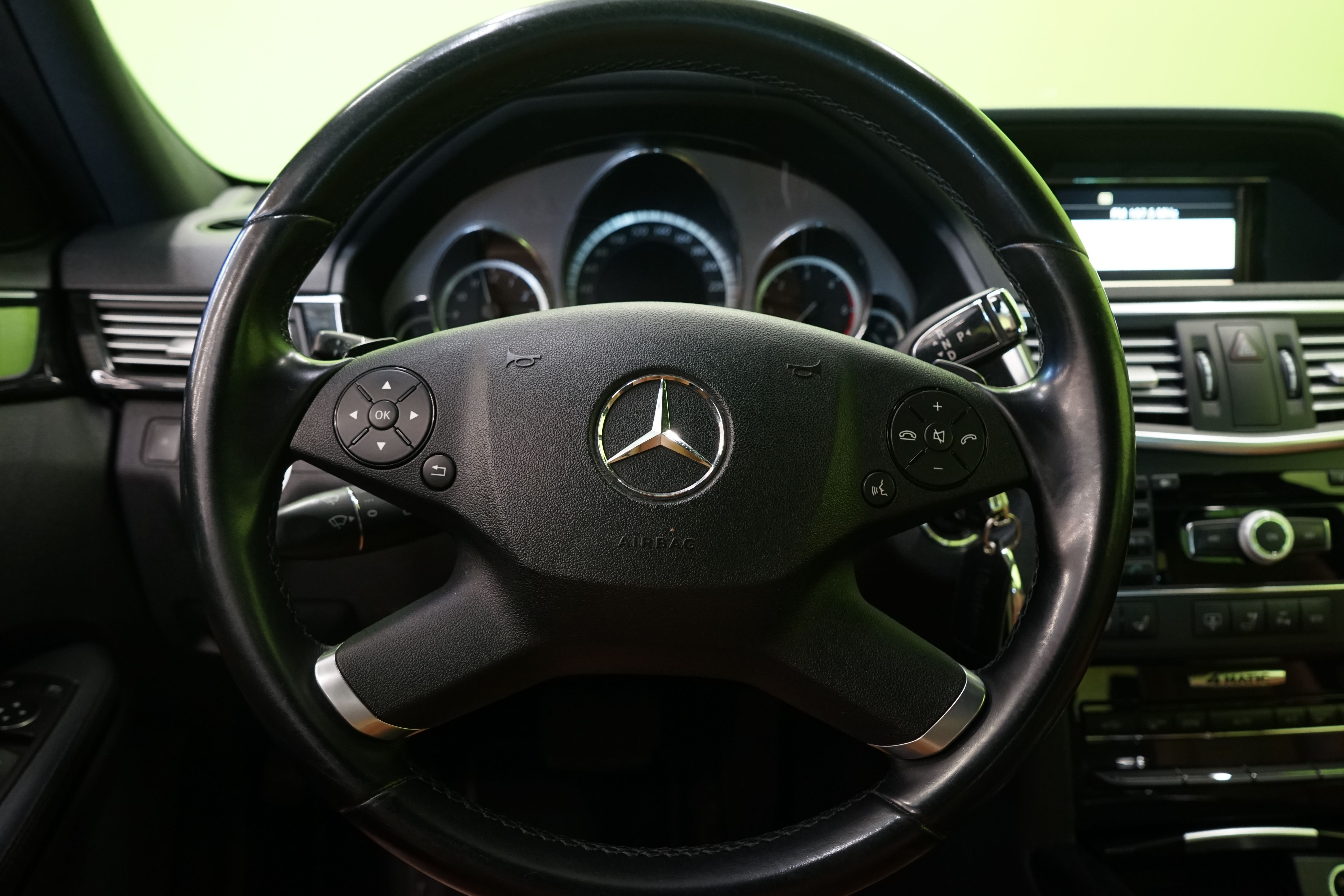Mercedes-Benz E 2011