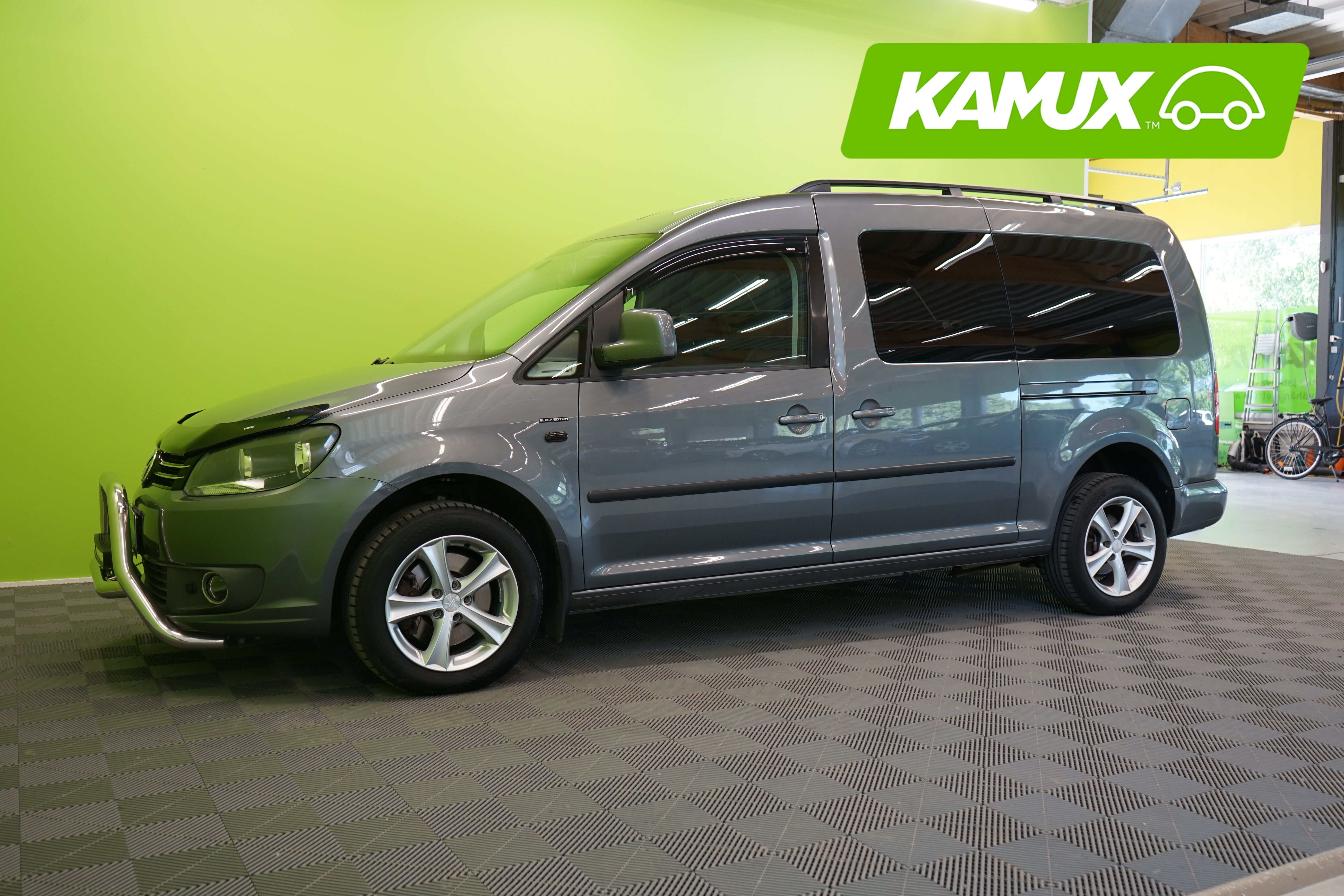 Volkswagen Caddy Maxi 2011