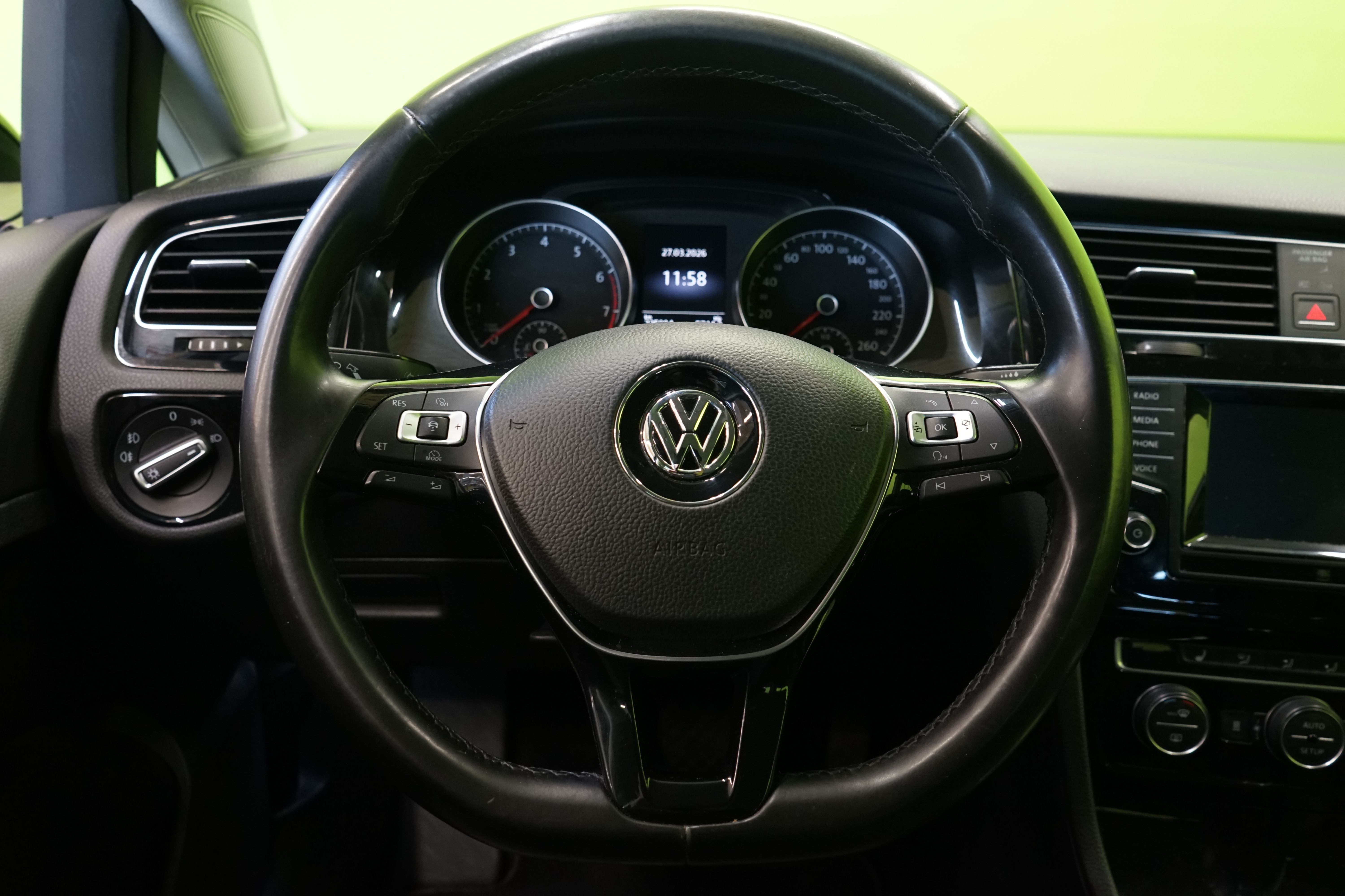 Volkswagen Golf 2014