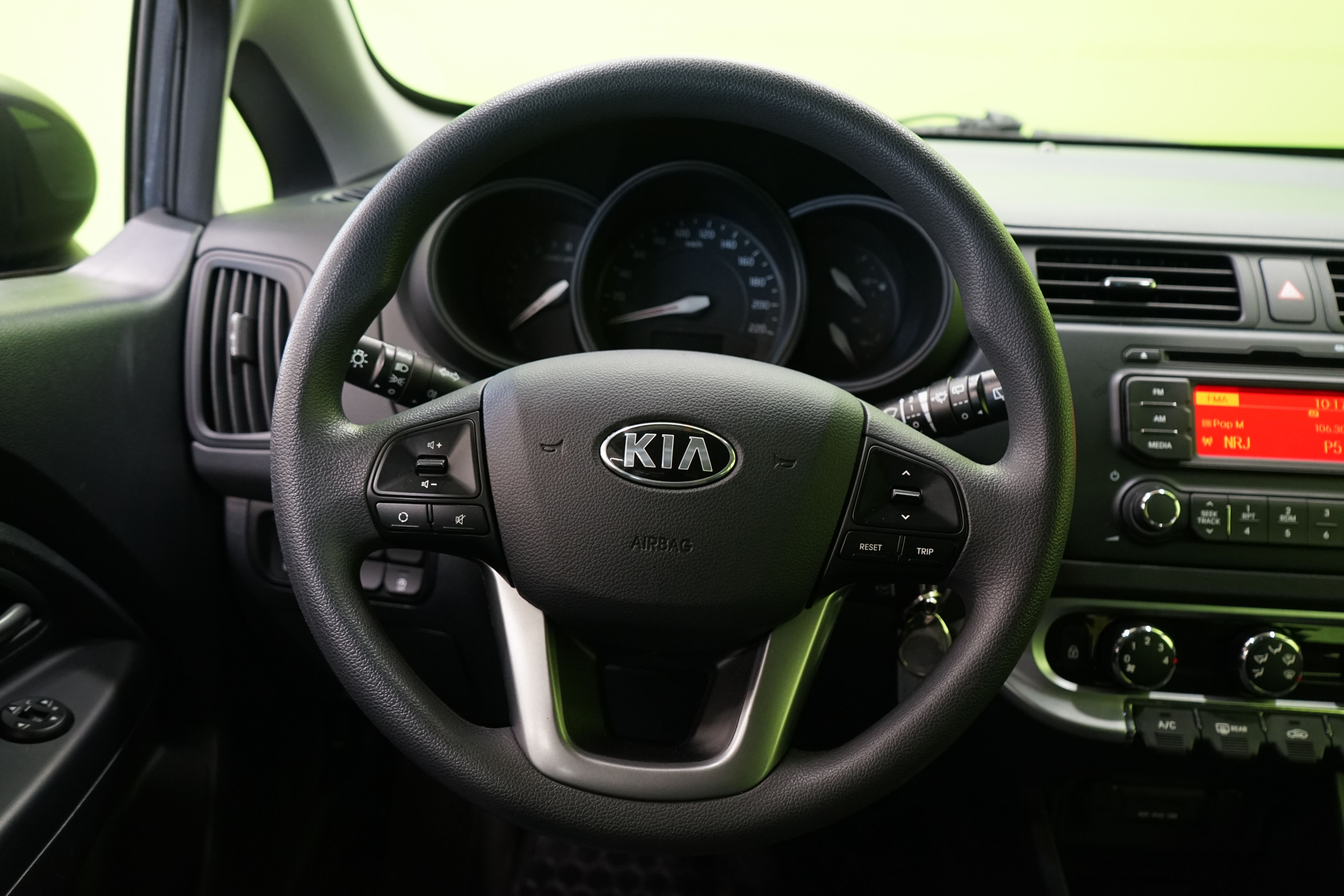 Kia Rio 2015