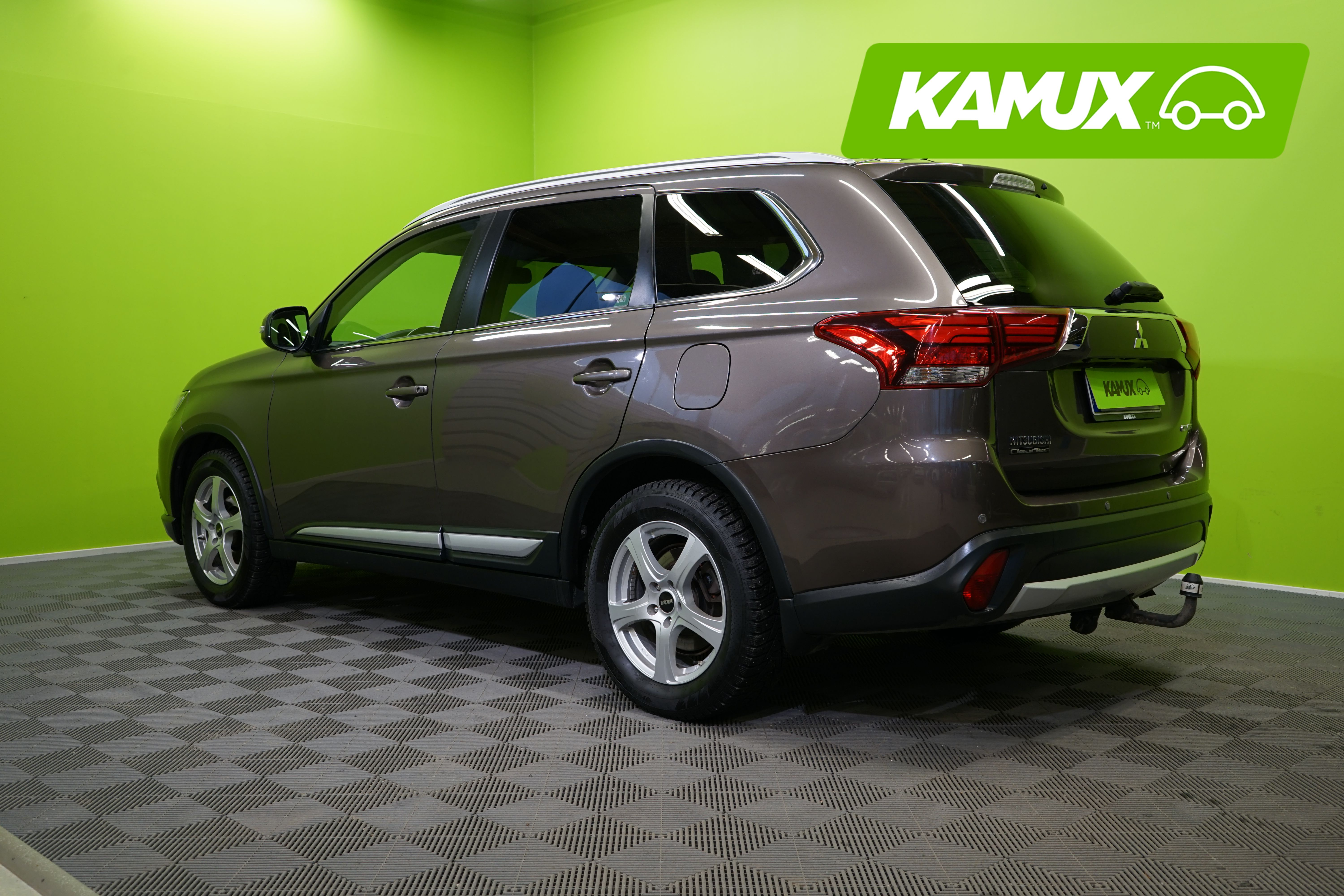 Mitsubishi Outlander 2016