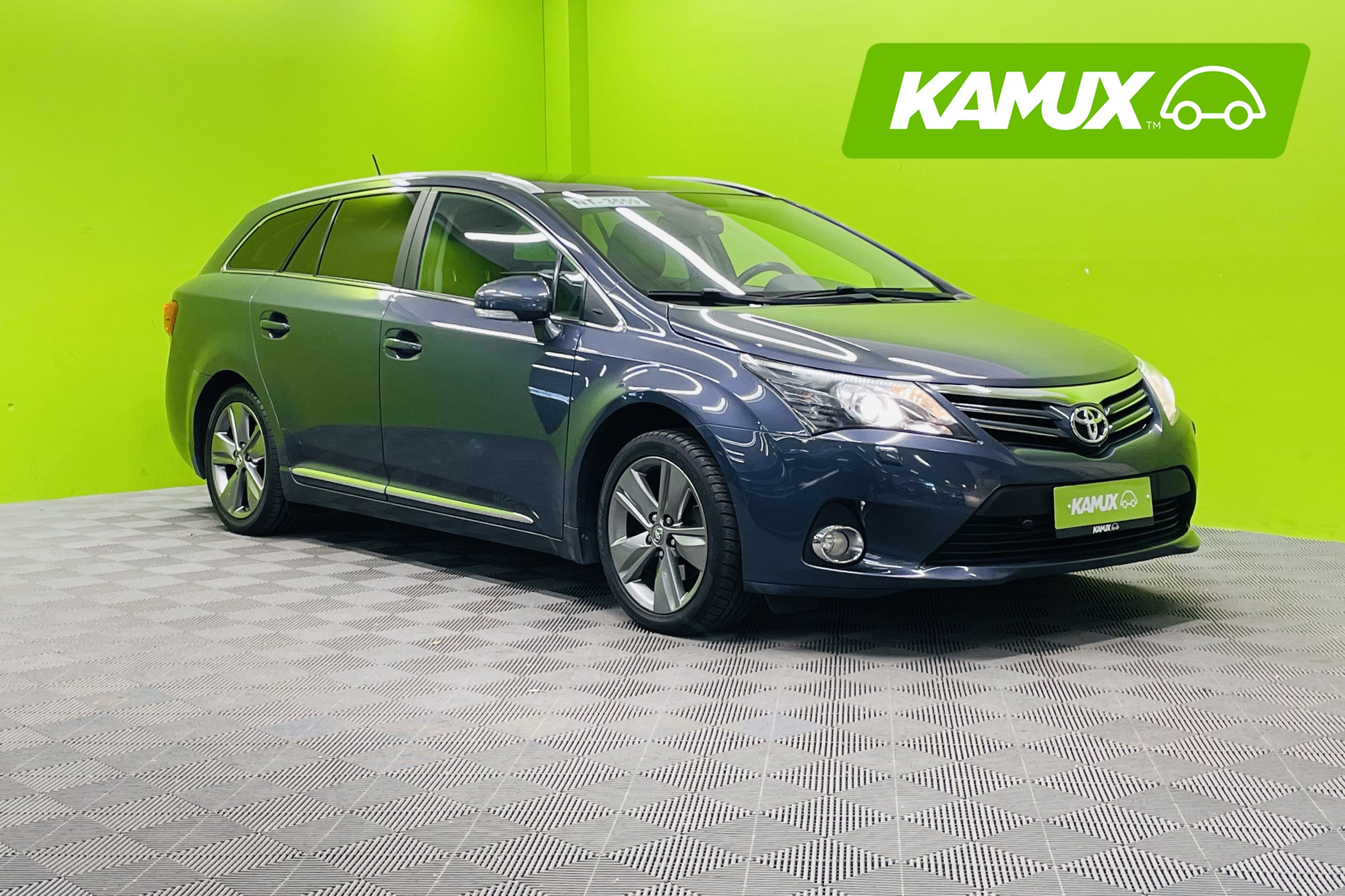 Toyota Avensis 2015