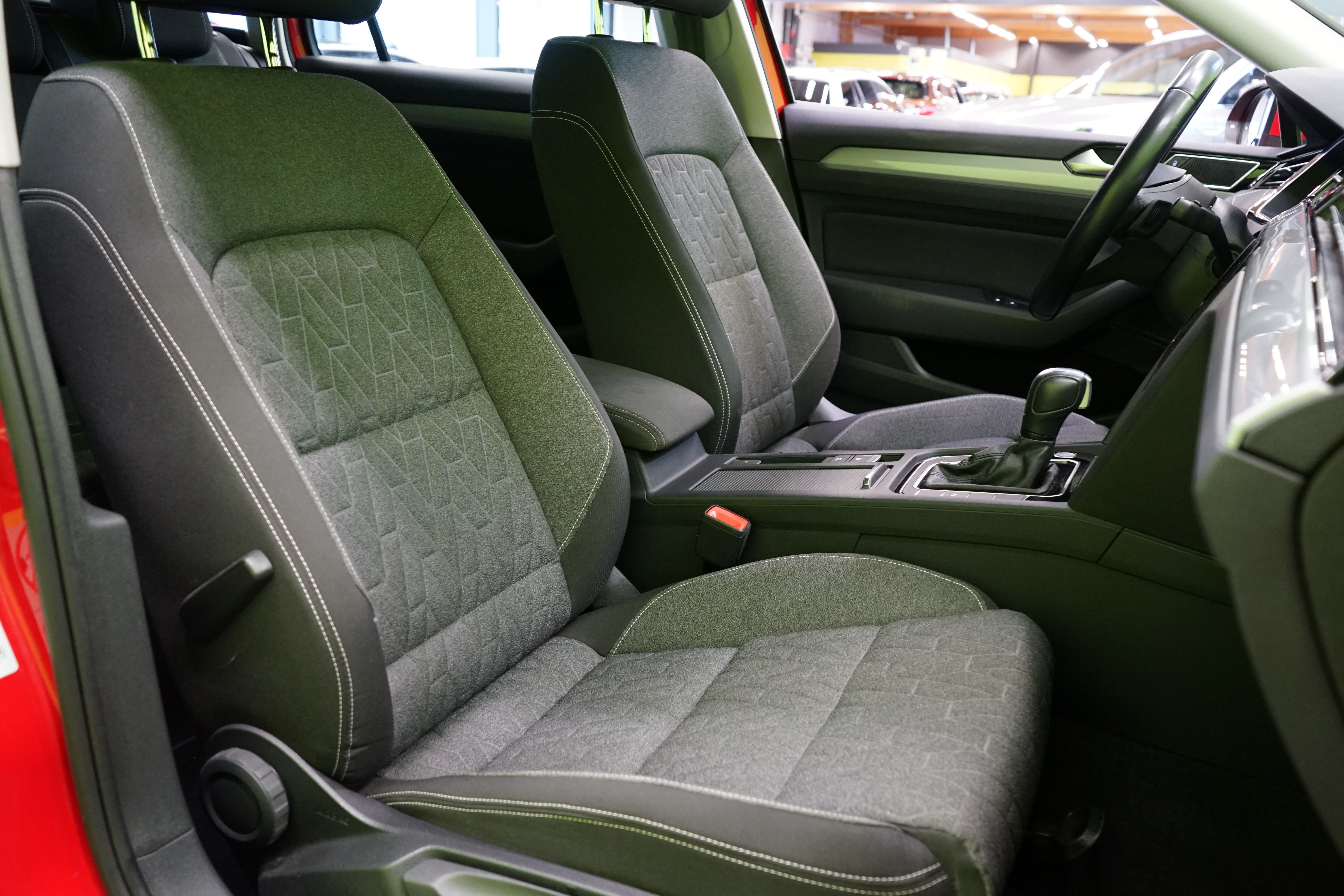 Volkswagen Passat 2023