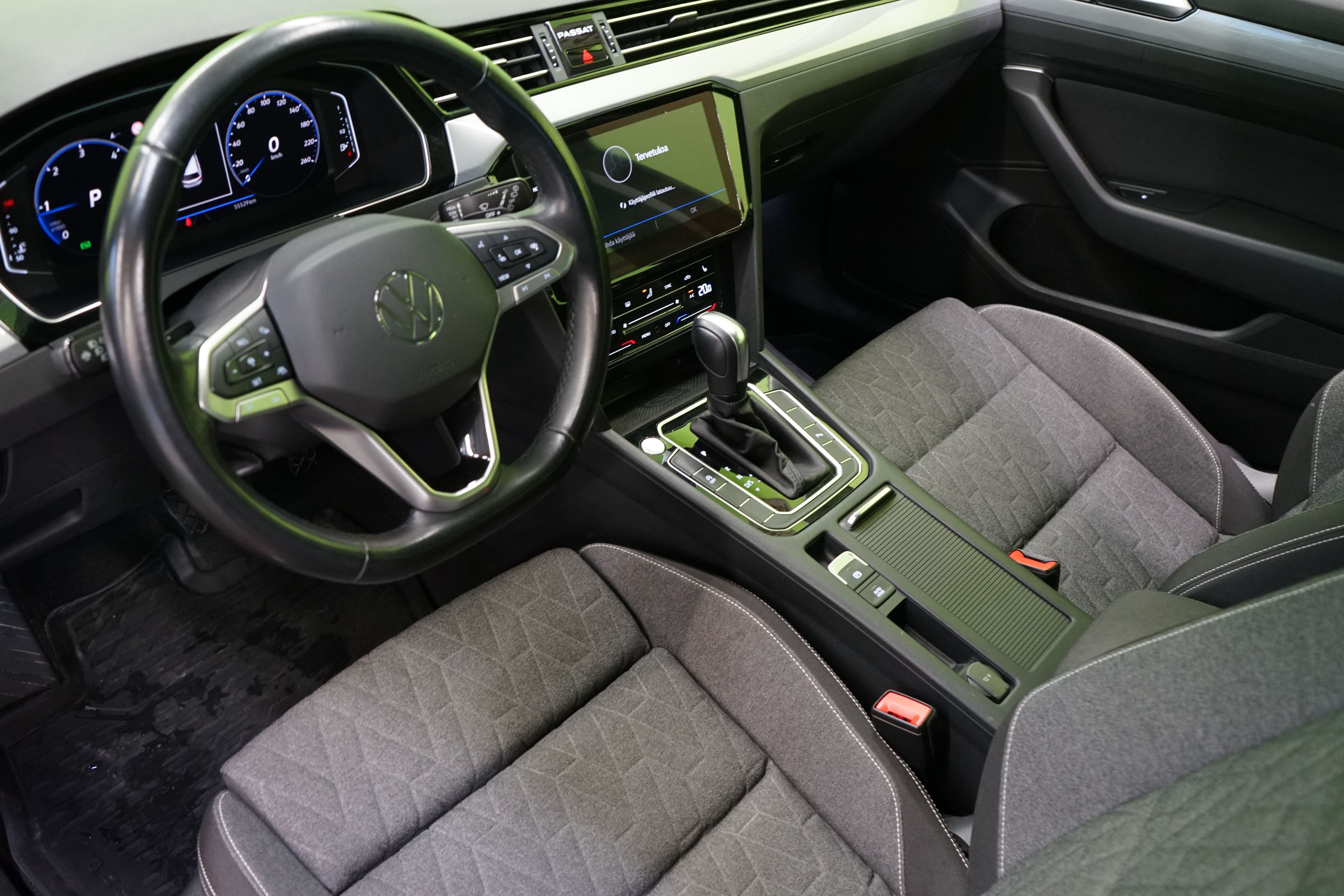 Volkswagen Passat 2023