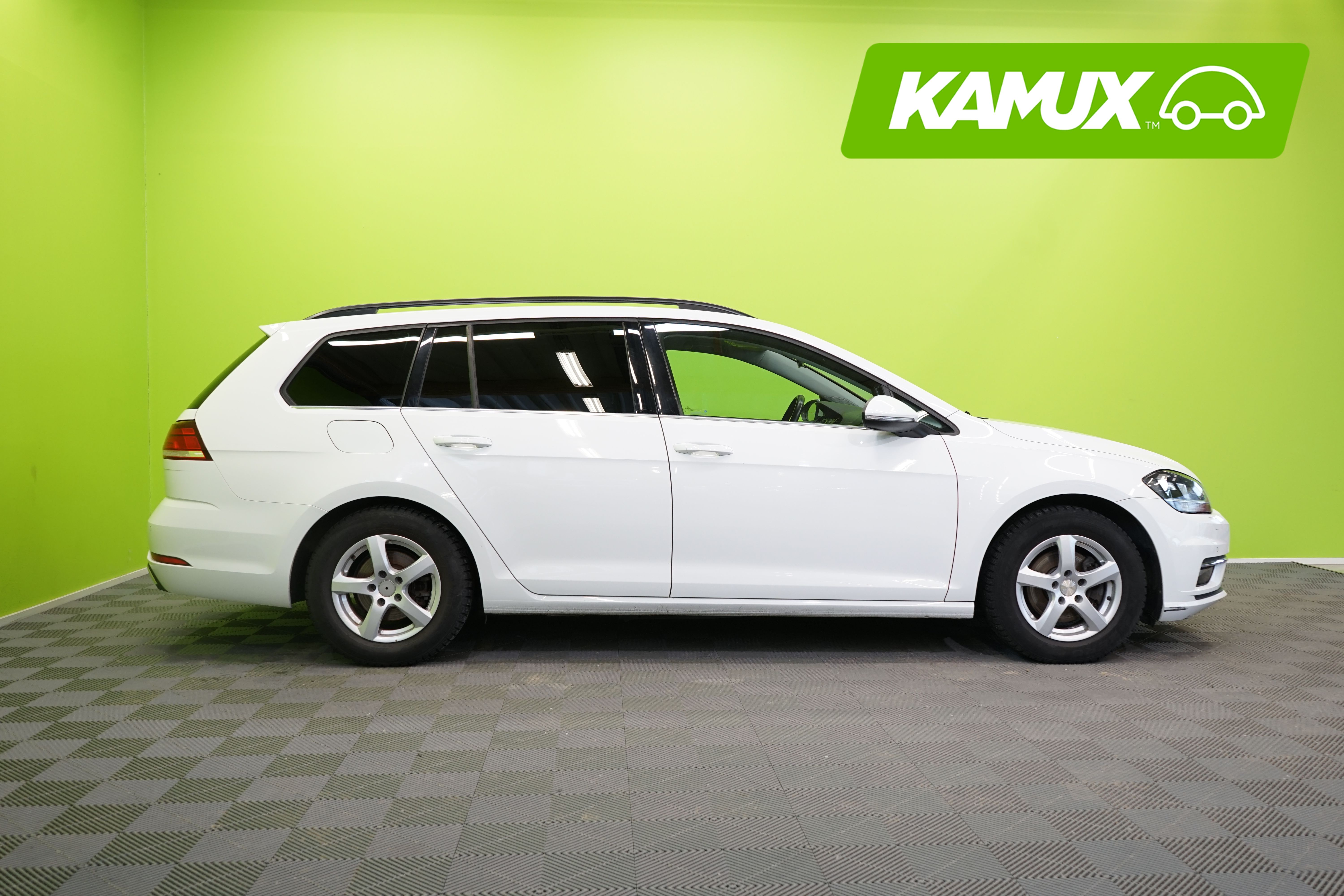 Volkswagen Golf 2021