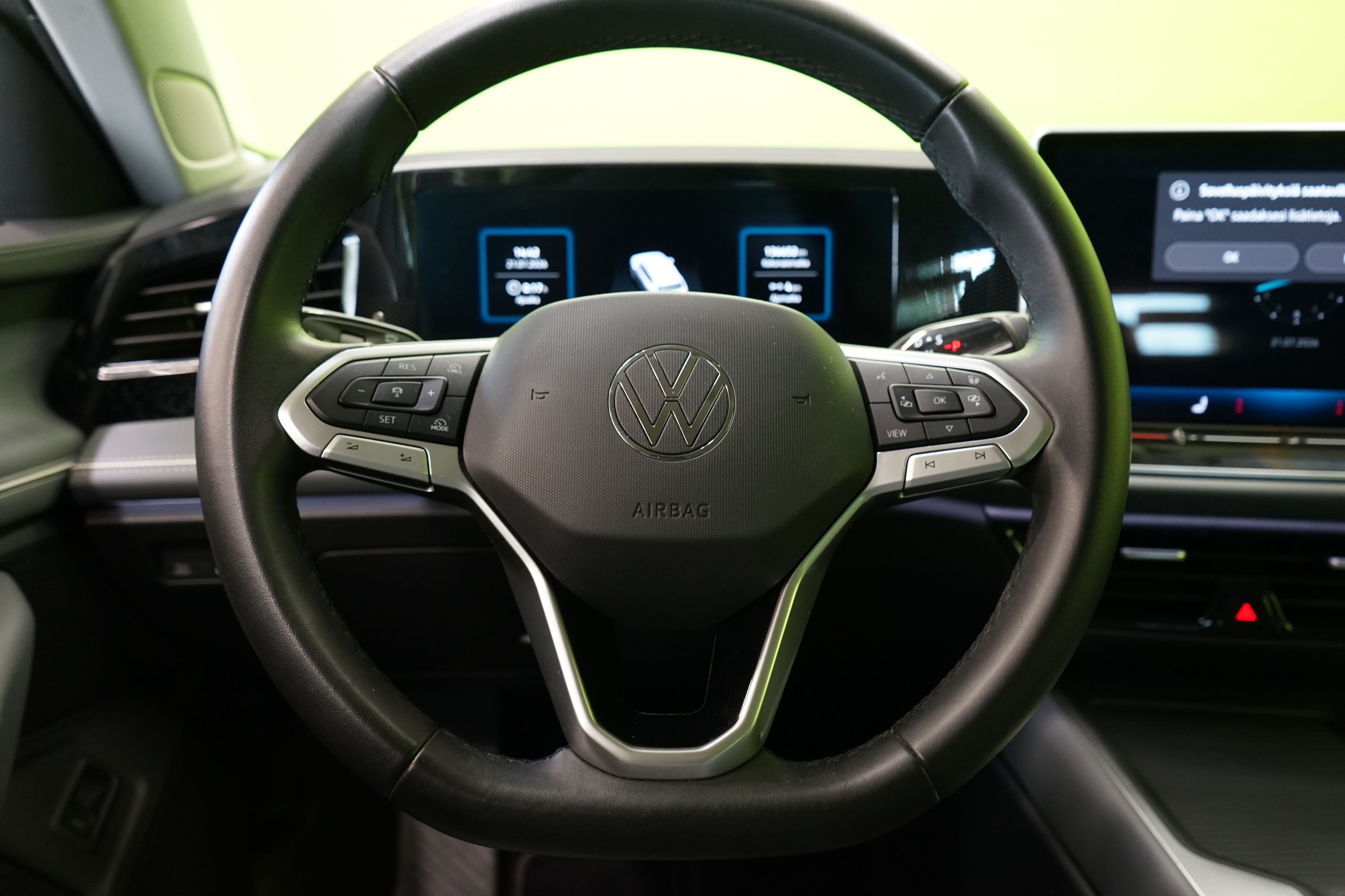 Volkswagen Passat 2024