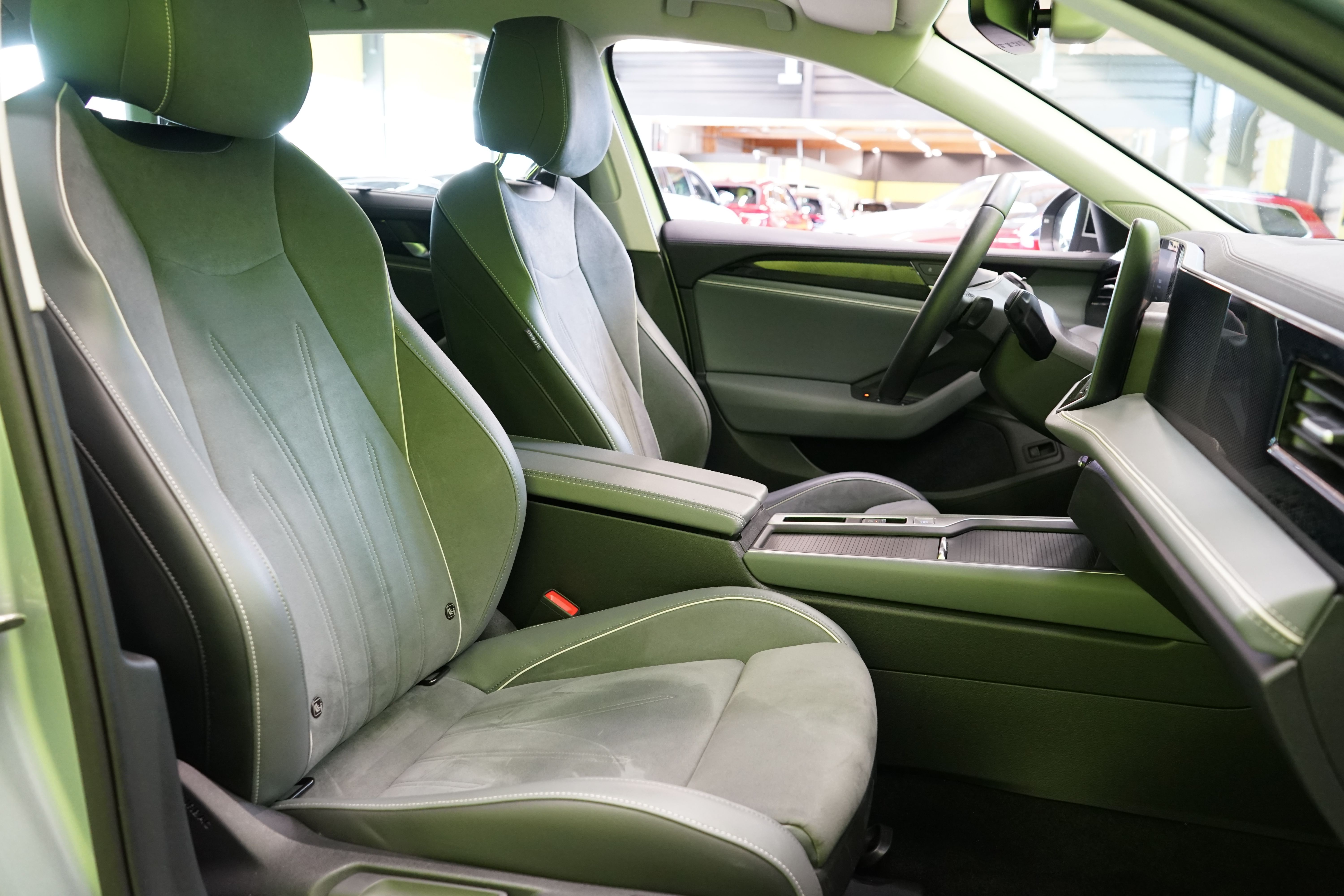 Volkswagen Passat 2024