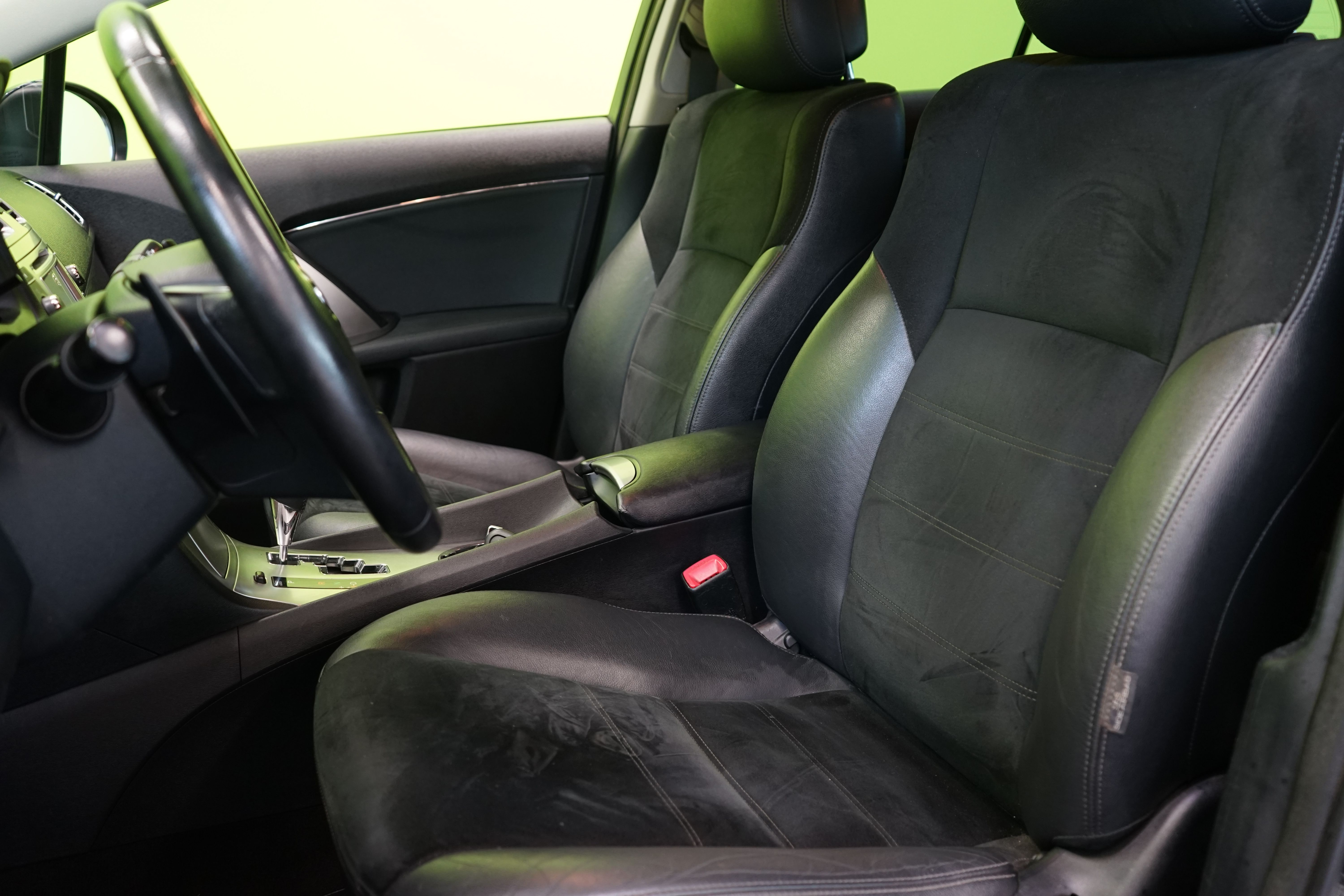 Toyota Avensis 2014