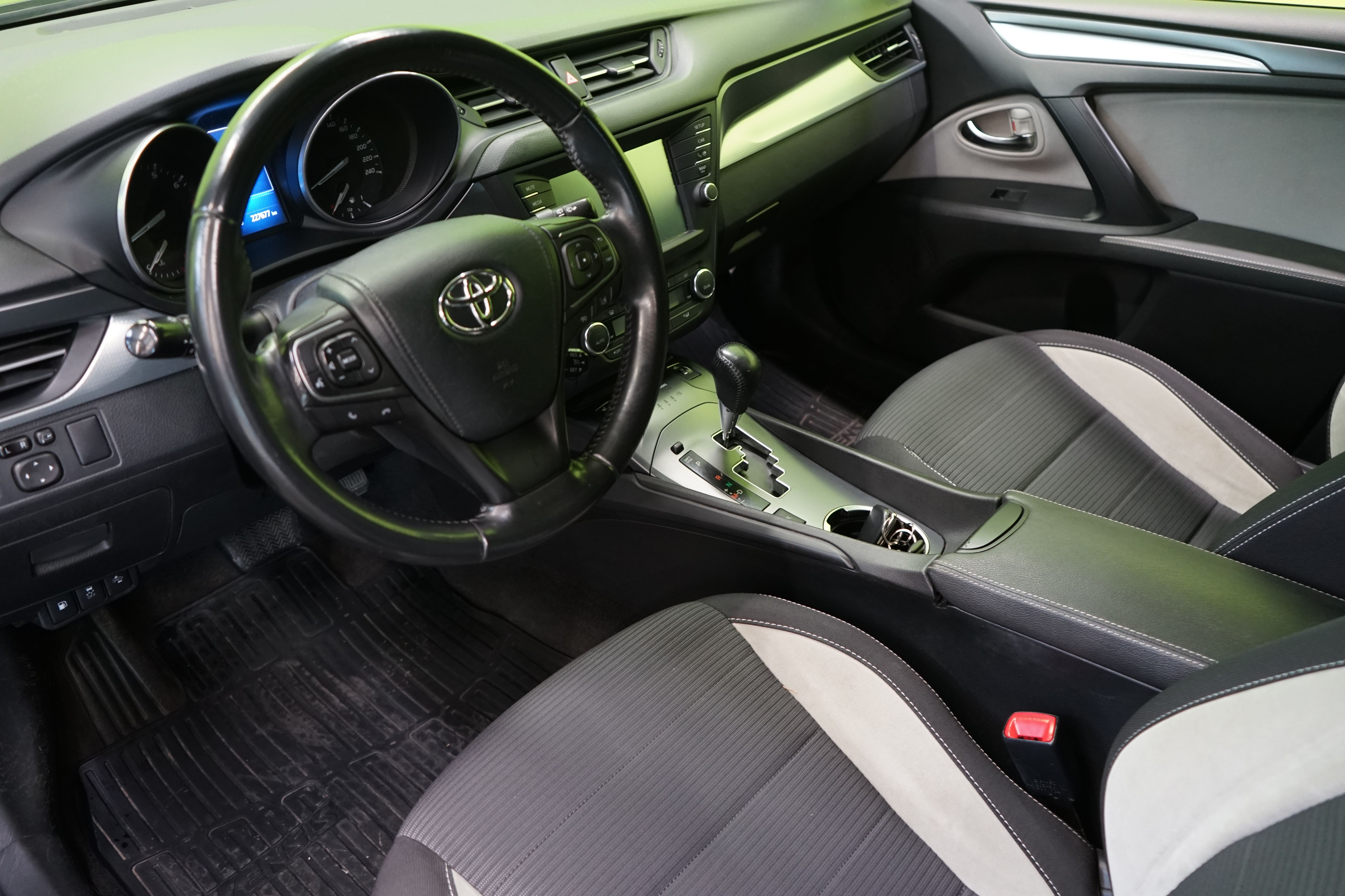 Toyota Avensis 2018