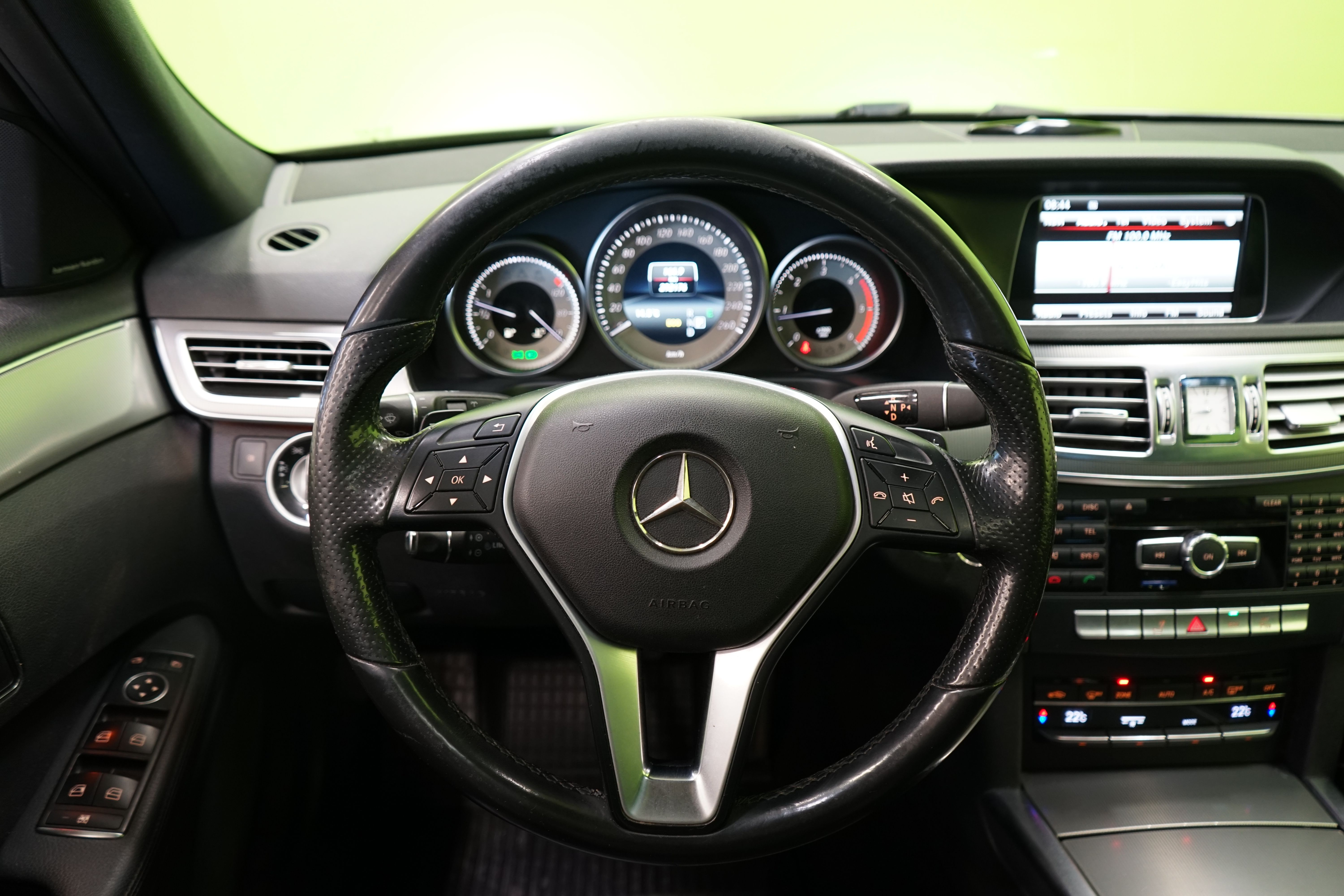 Mercedes-Benz E 2015